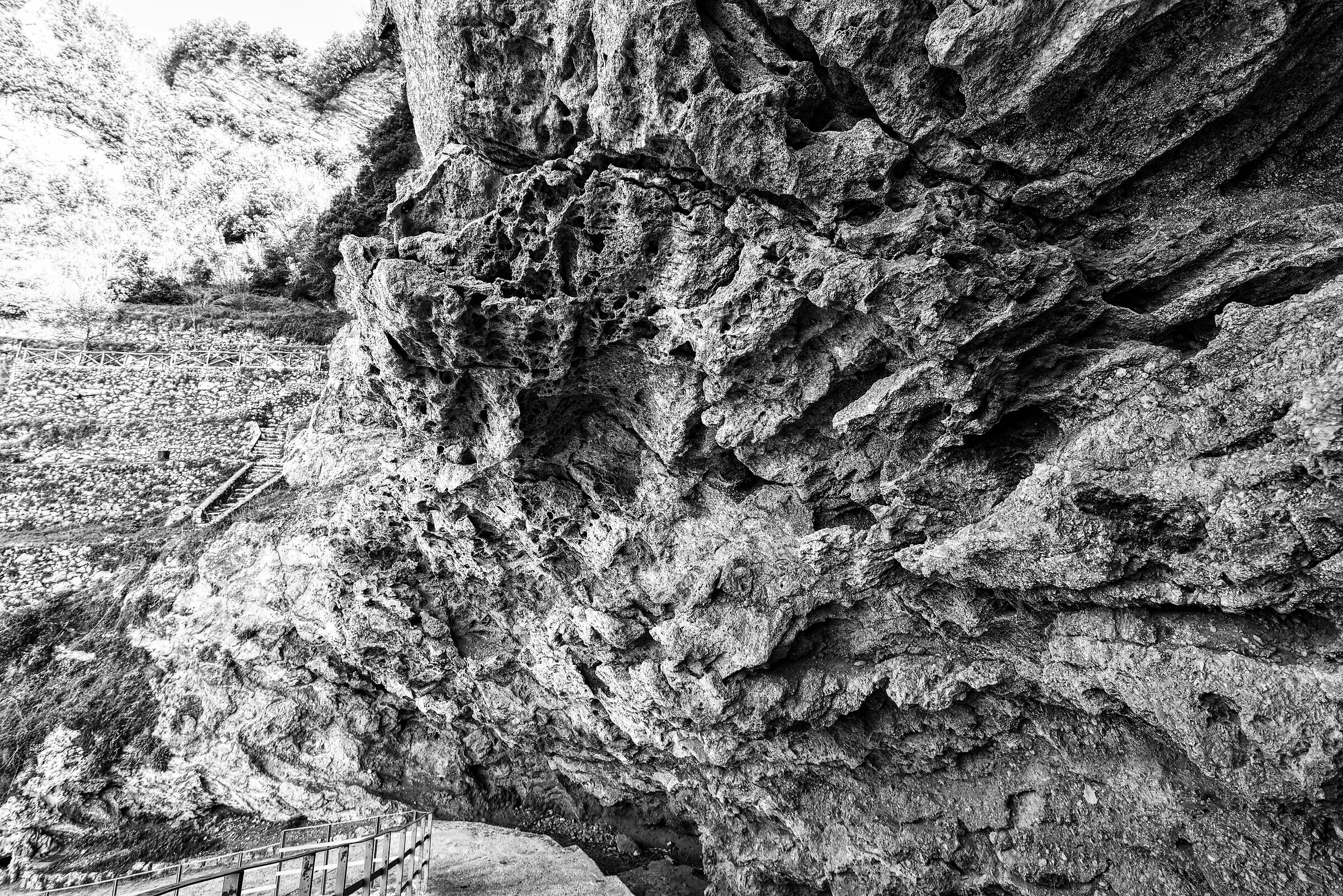 Grotta del biscotto, Sentiero degli dei, Agerola