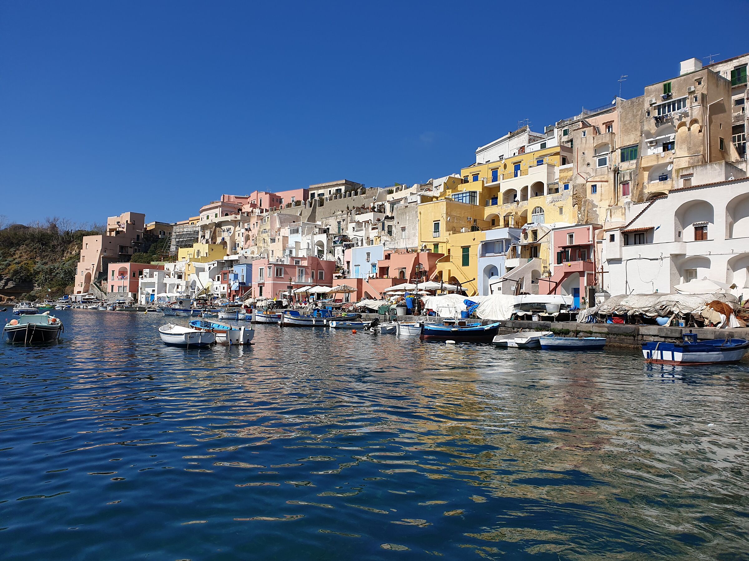 Arrival in Procida...