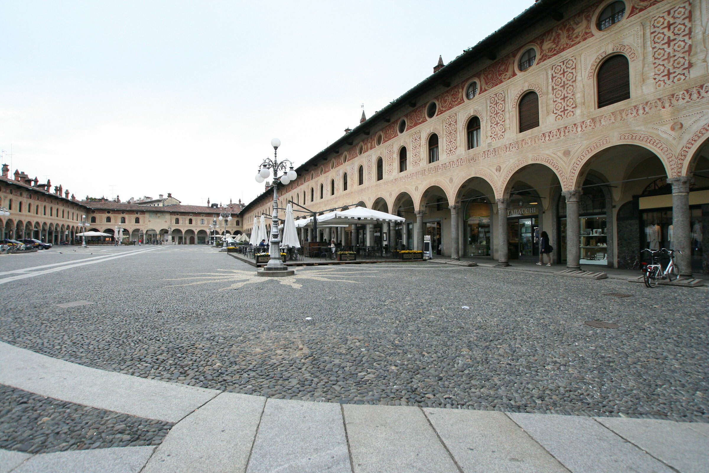 Piazza Ducale Arcades
