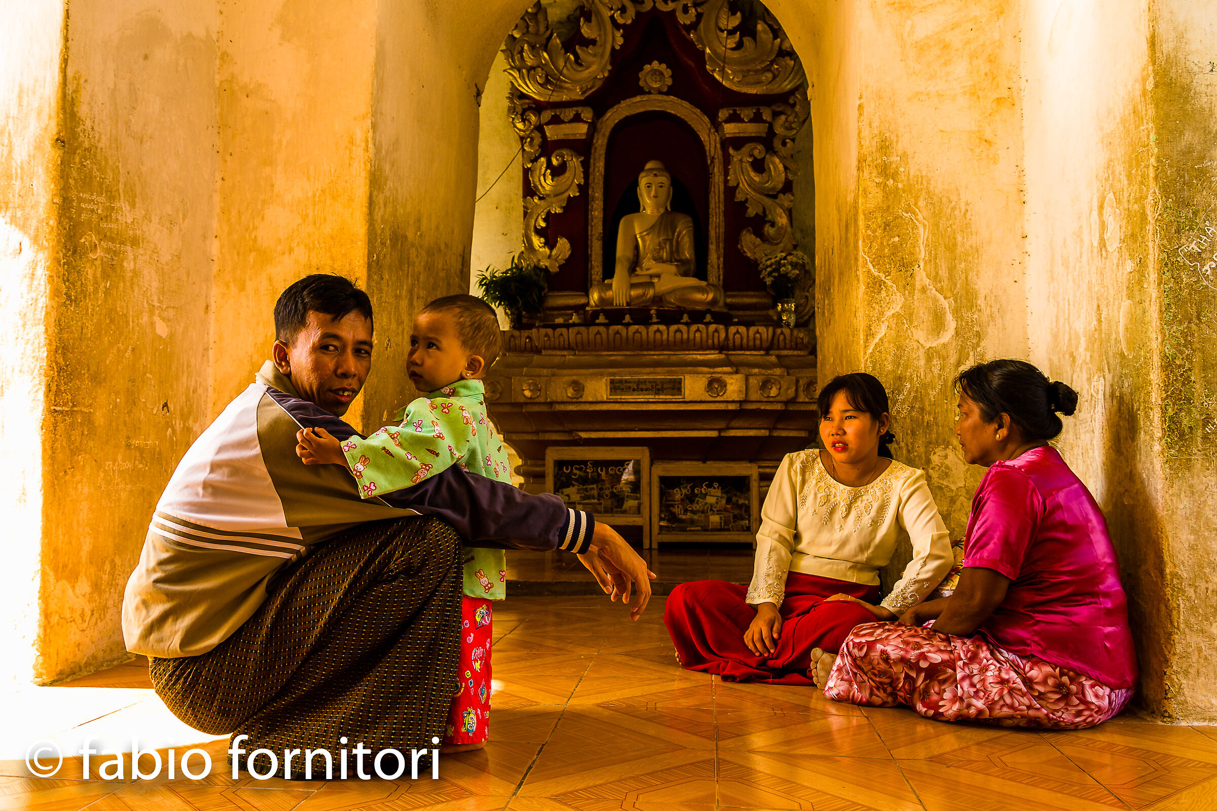 Mingun family, Myanmar, 2009