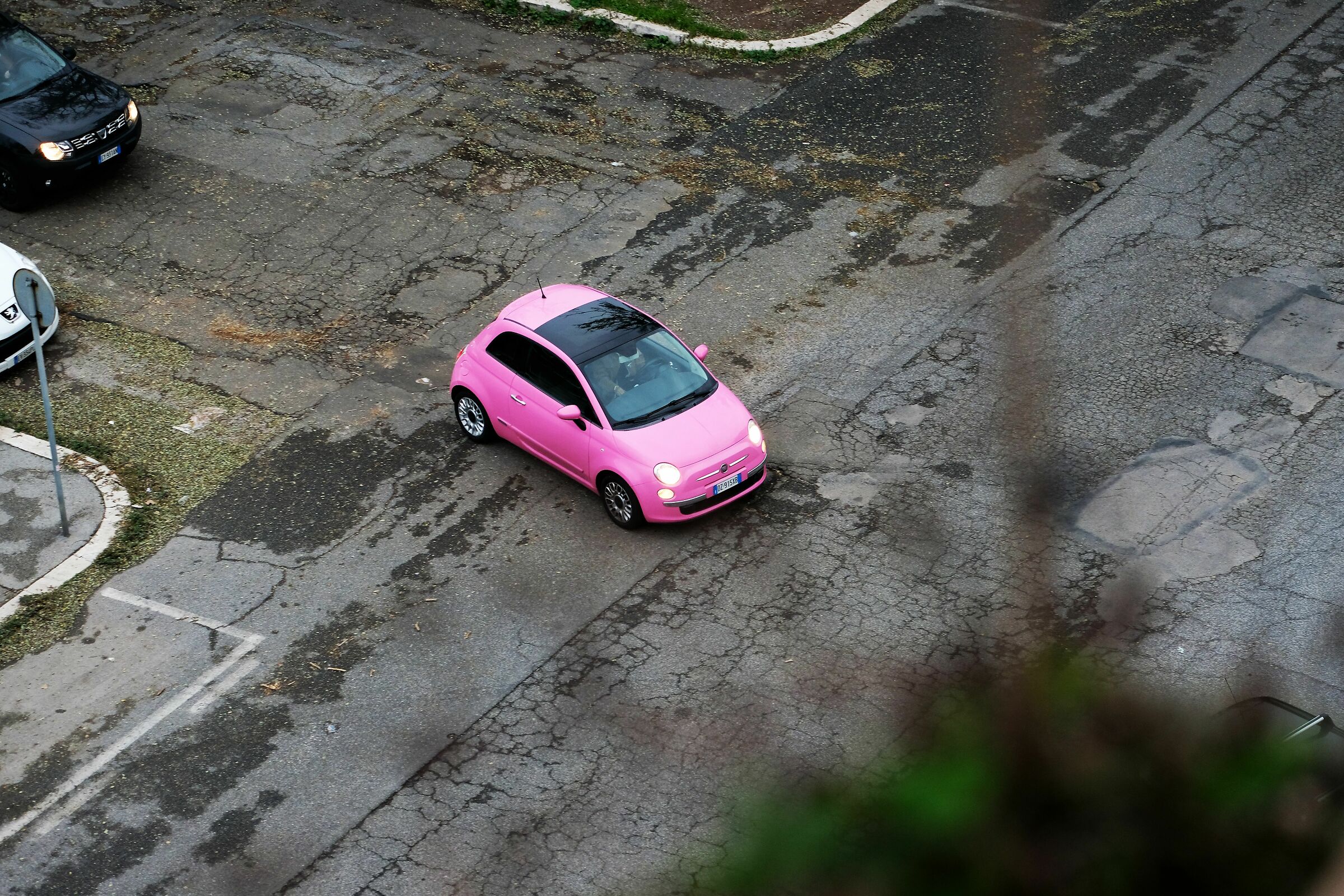 pink car