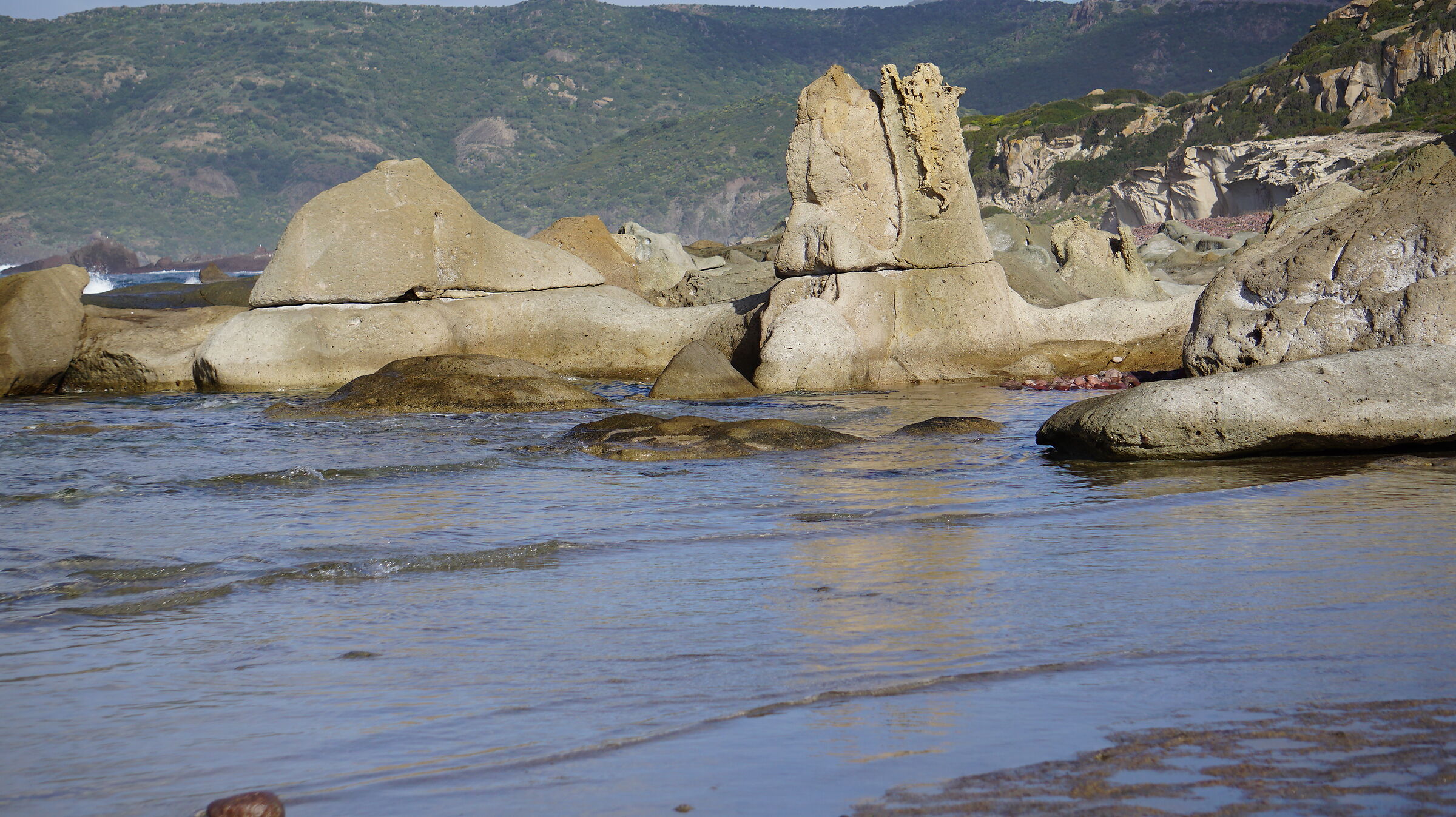Madre Natura-Libera Creatività Megalitica