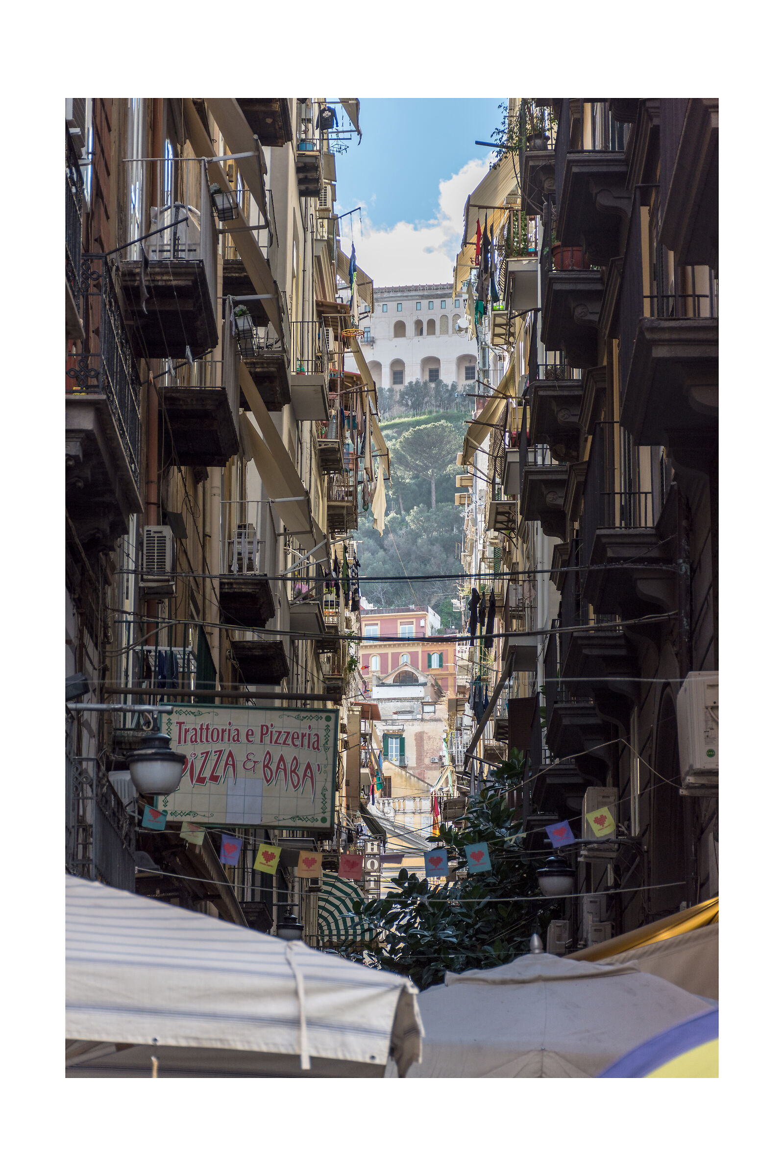 A passeggio tra i vicoli di Napoli