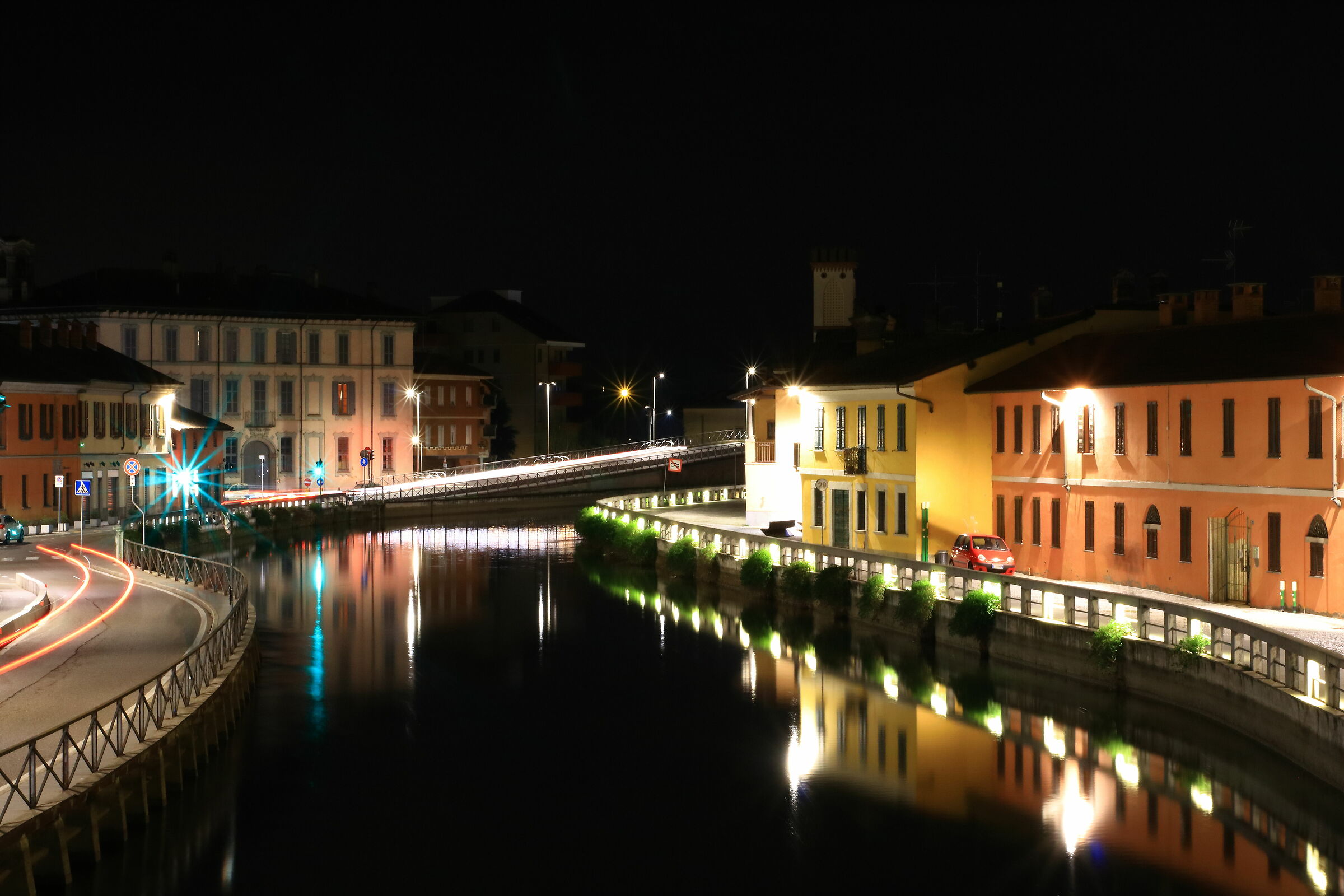 || The Naviglio at Night | |