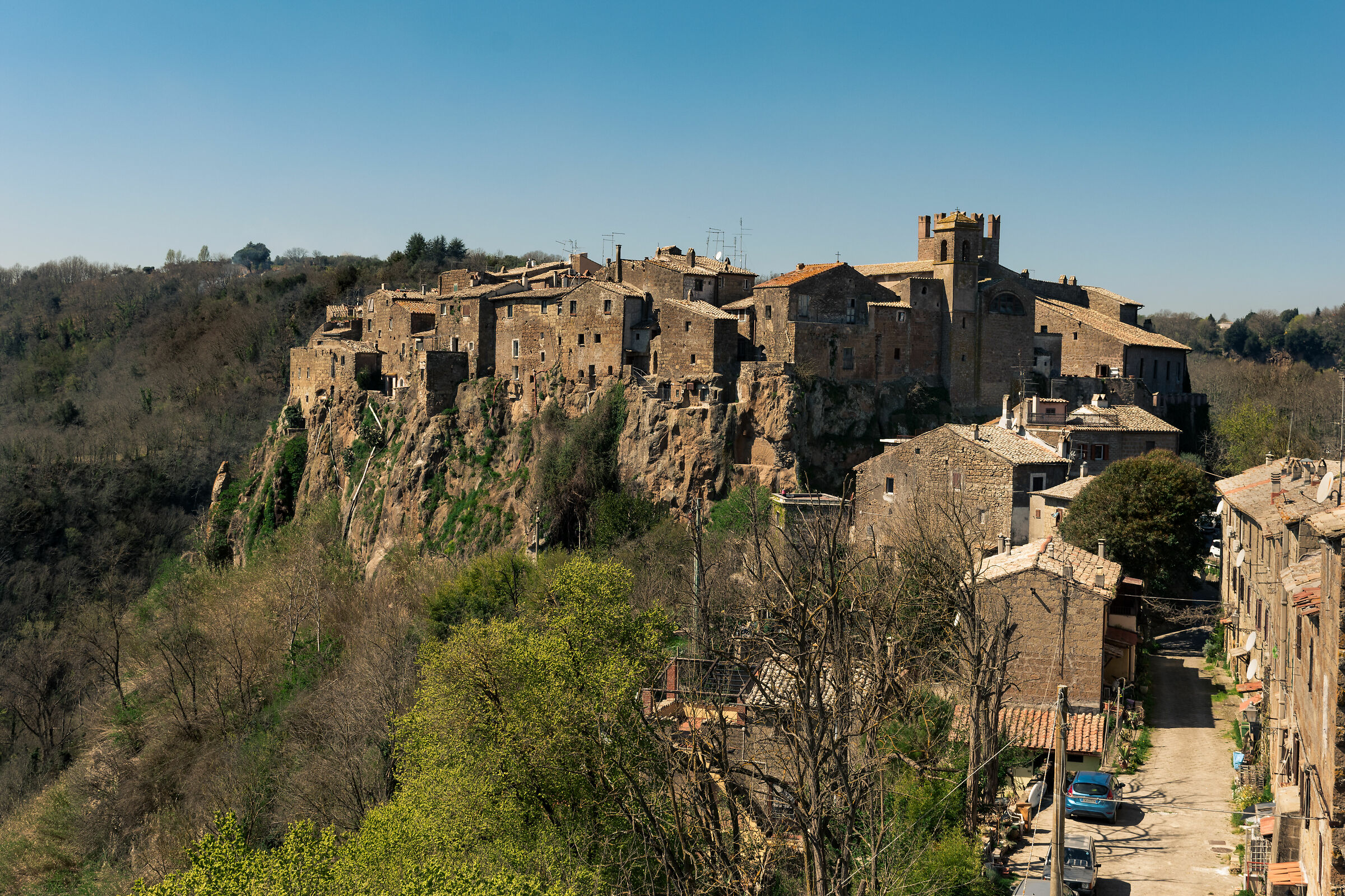 Calcata un Borgo Sospeso