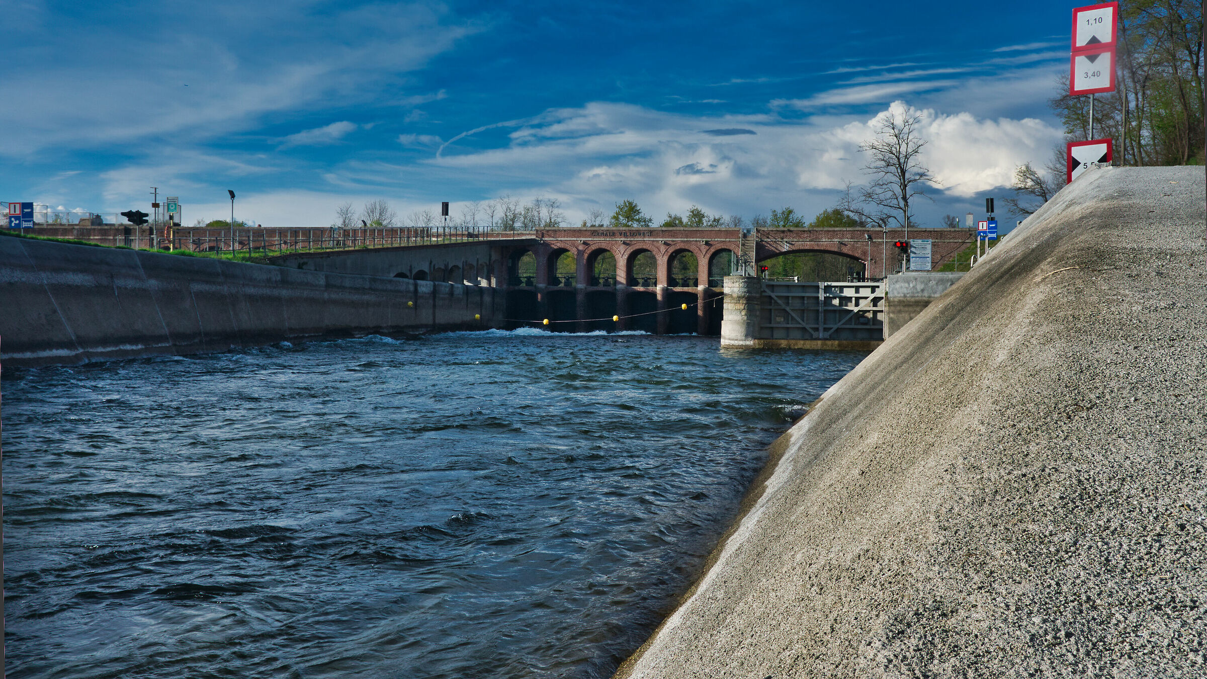 Channel Villoresi Start