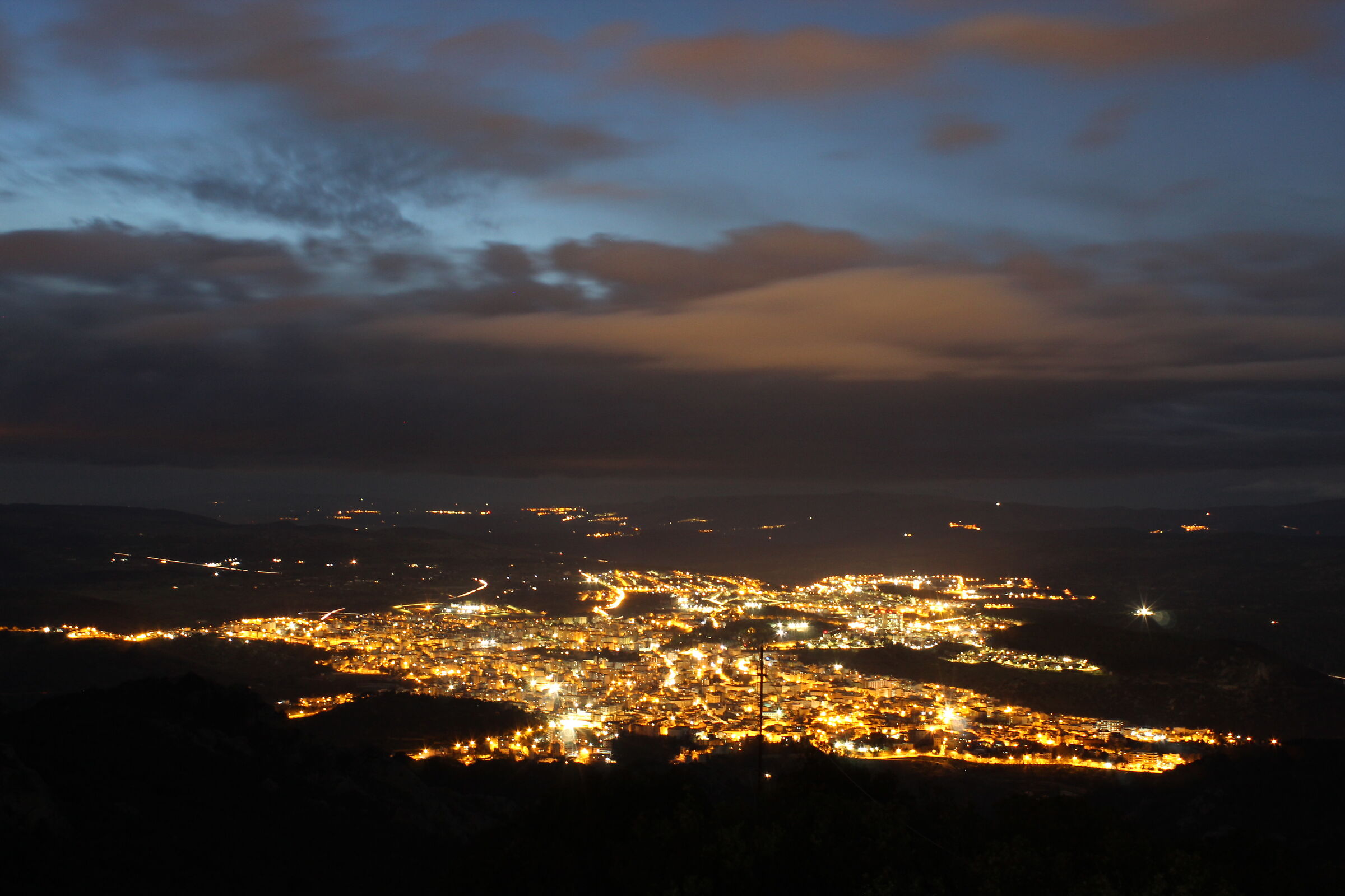 Panaroma Nuoro in  notturna