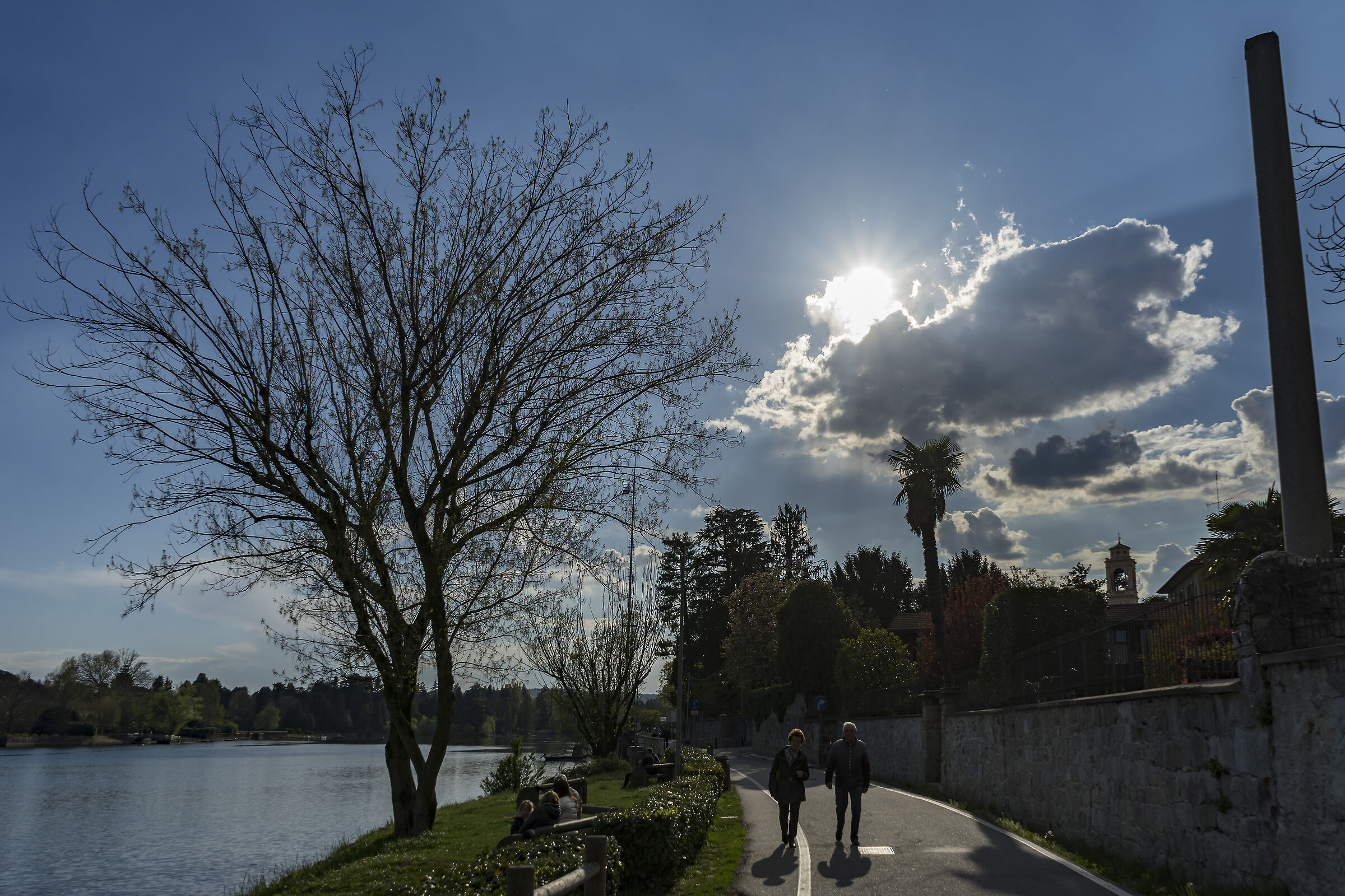 Tuesday, April 9, 2019, 17:51