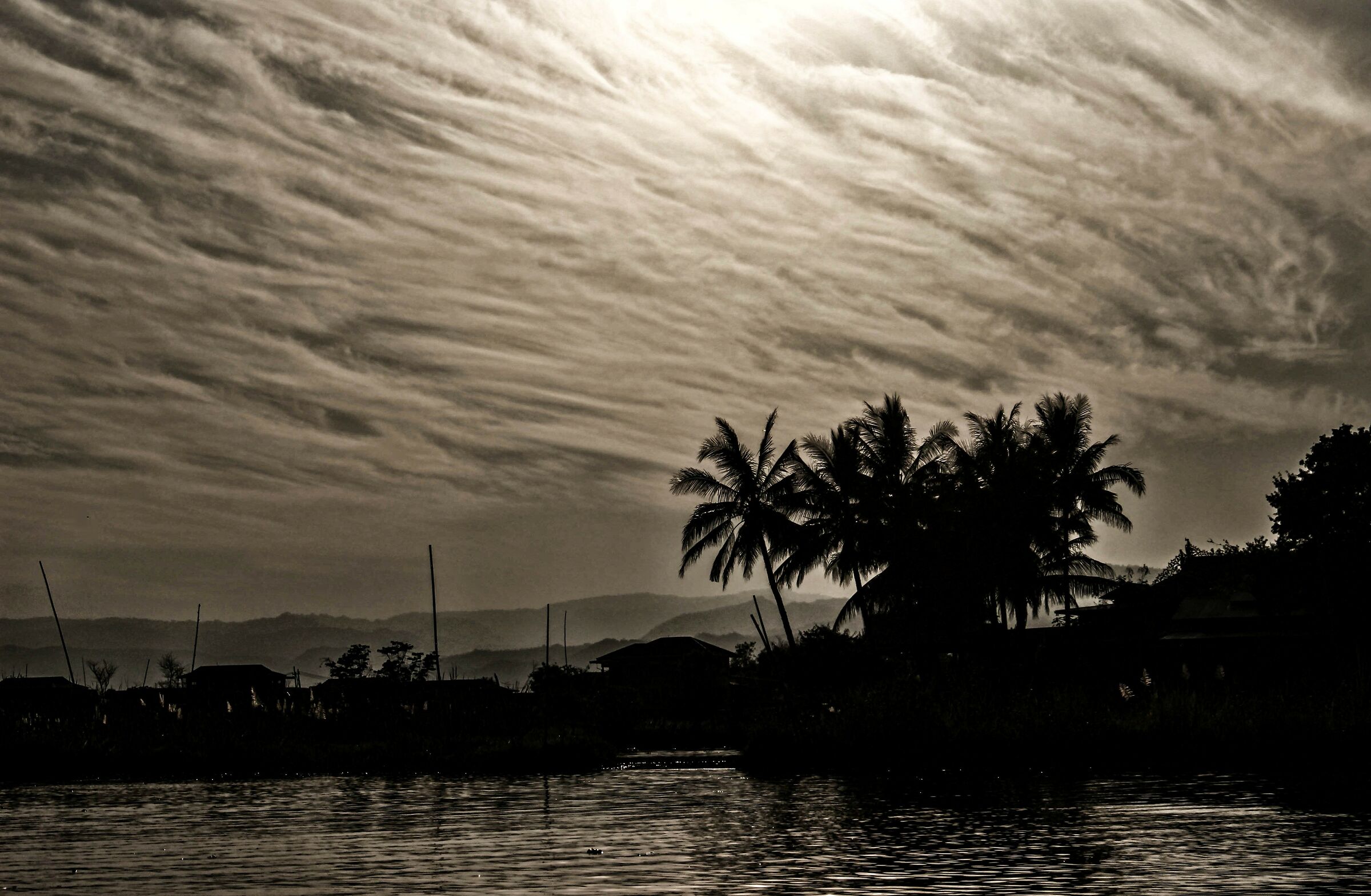 Lungo il fiume Irrawady