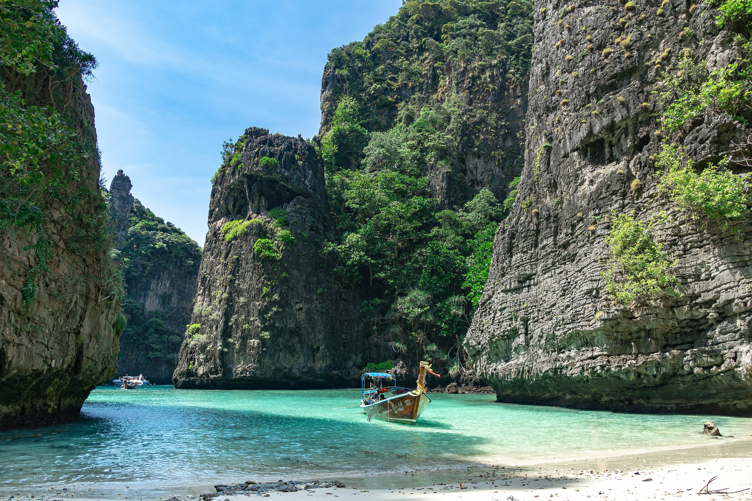 PhiPhi Island