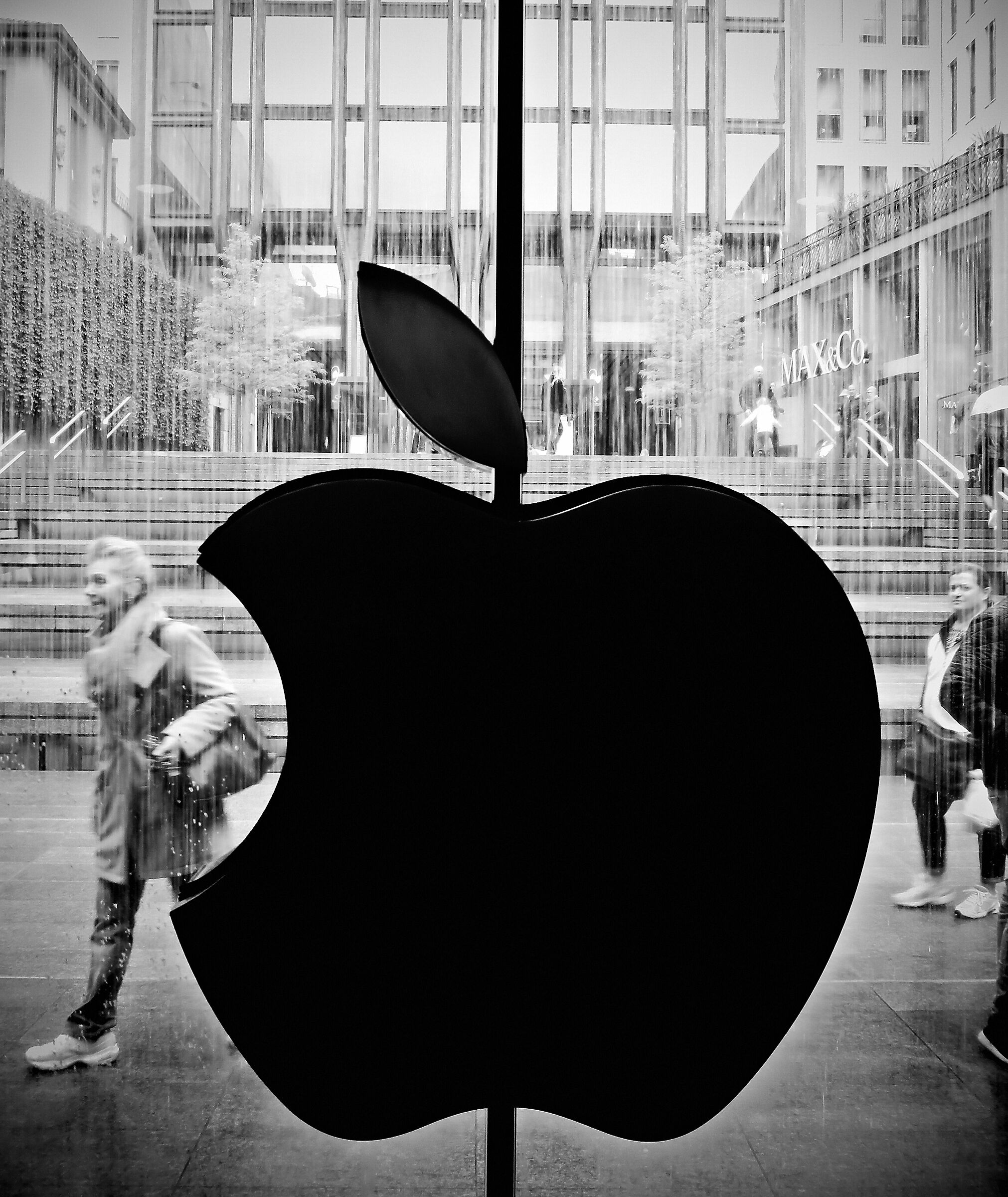 The Apple Pac Man version.....