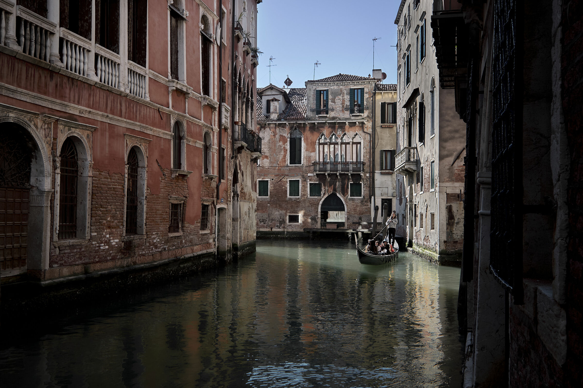 Venetian Glimpse