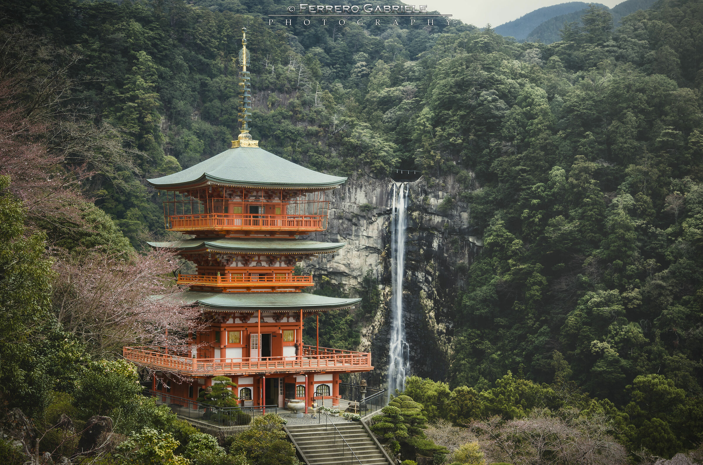 The Highest waterfalls in Japan