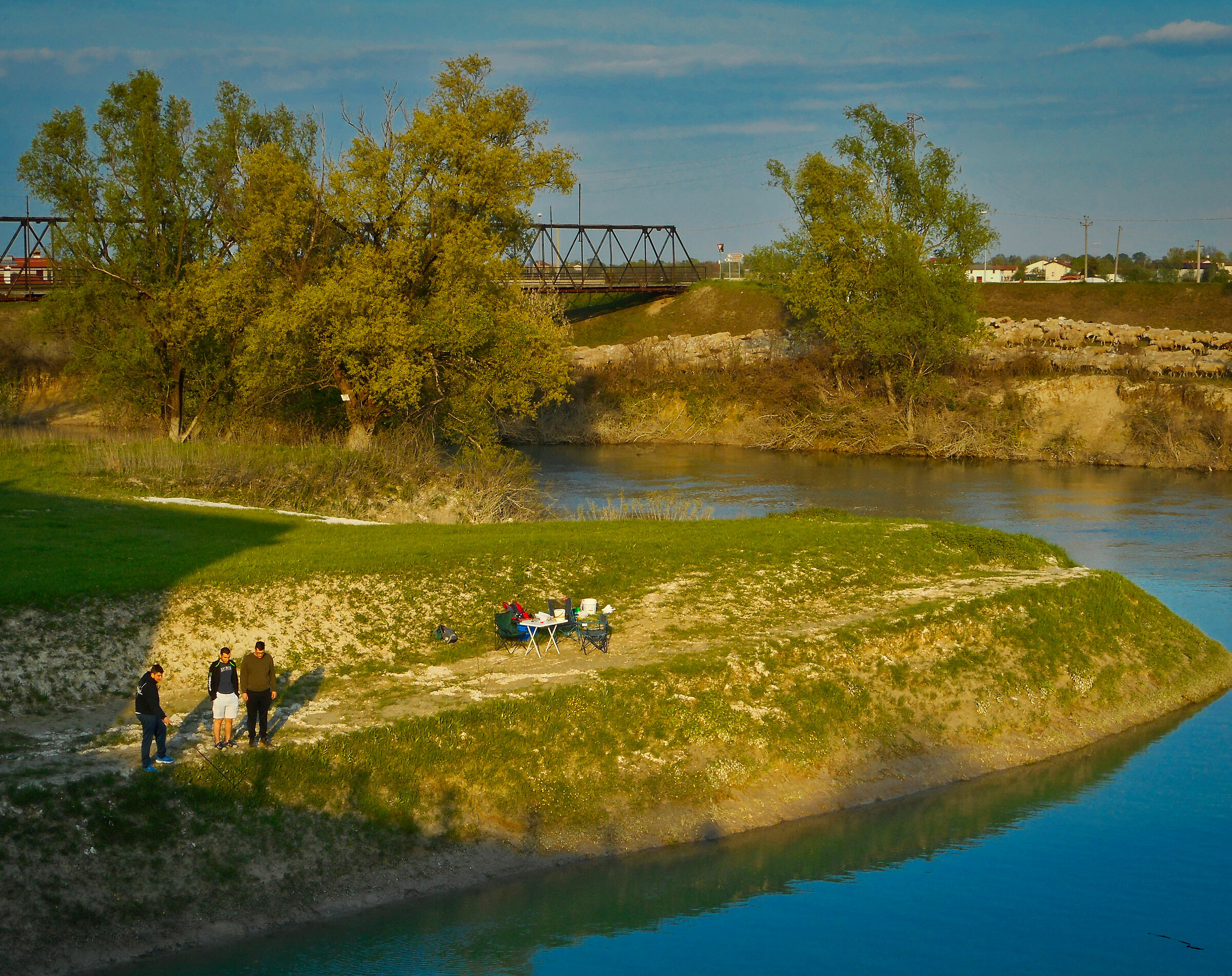 chi pesca e chi pascola