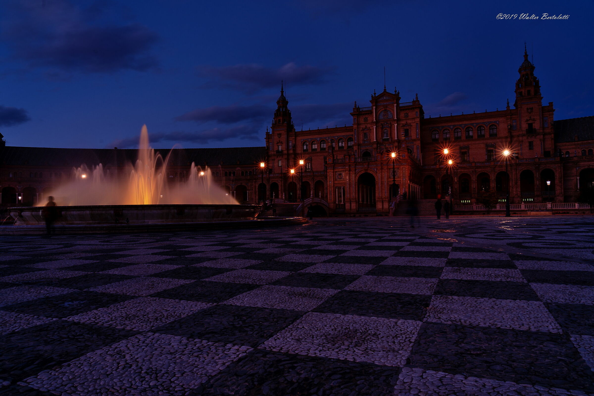 giochi di luce a Siviglia