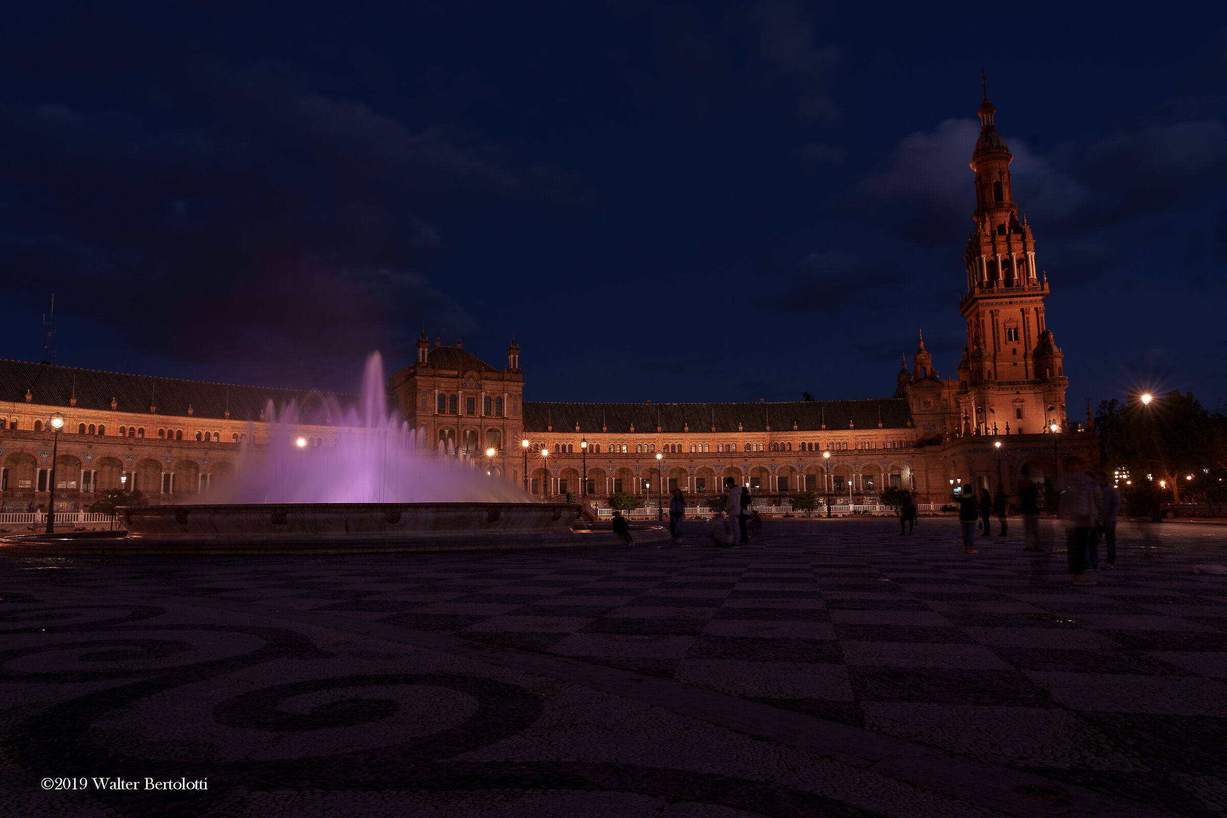 giochi di luce a Siviglia