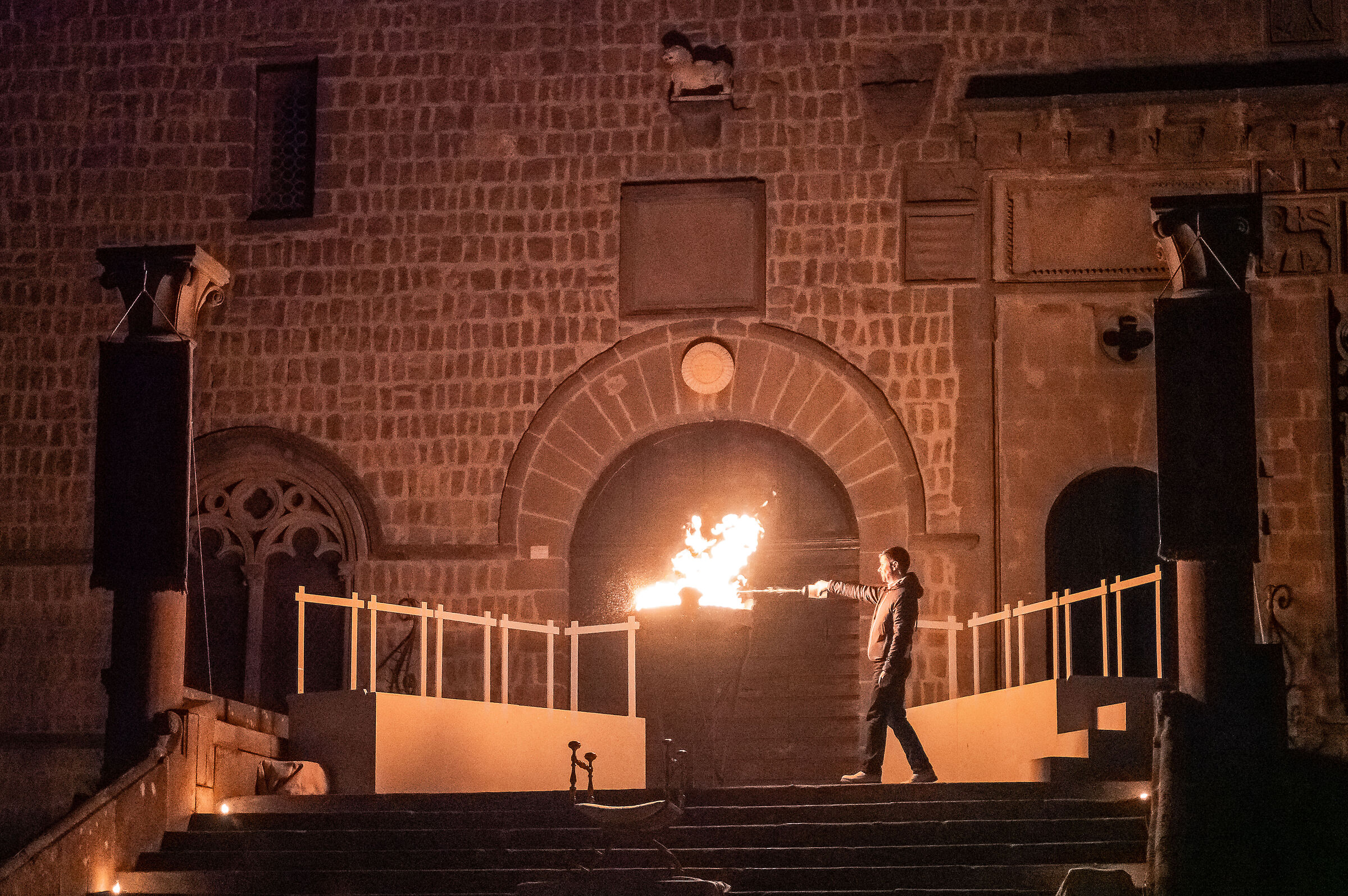 Viterbo, rappresentazione Passione di Cristo