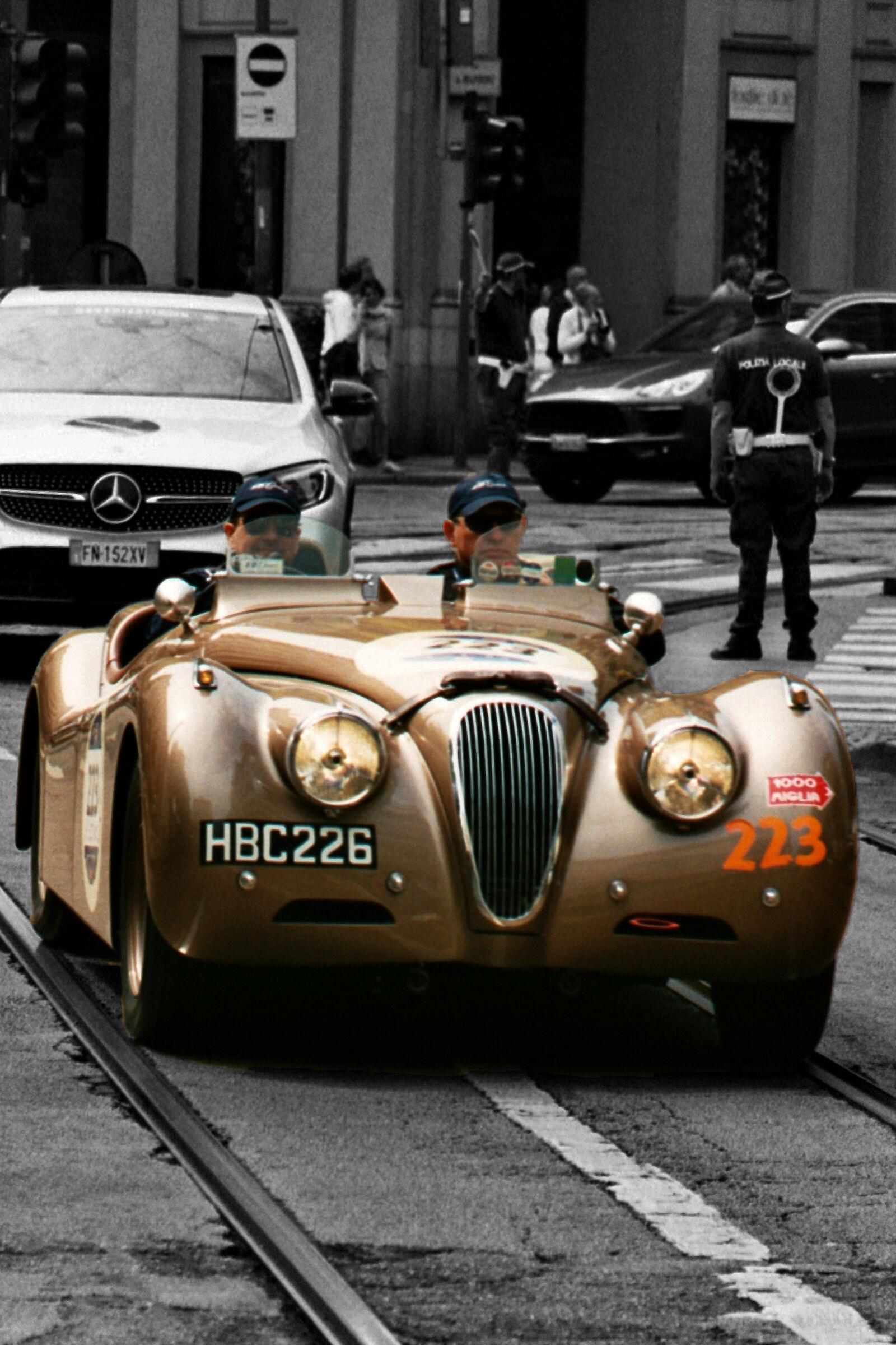 1000 Miglia Milano, oro e bianconero