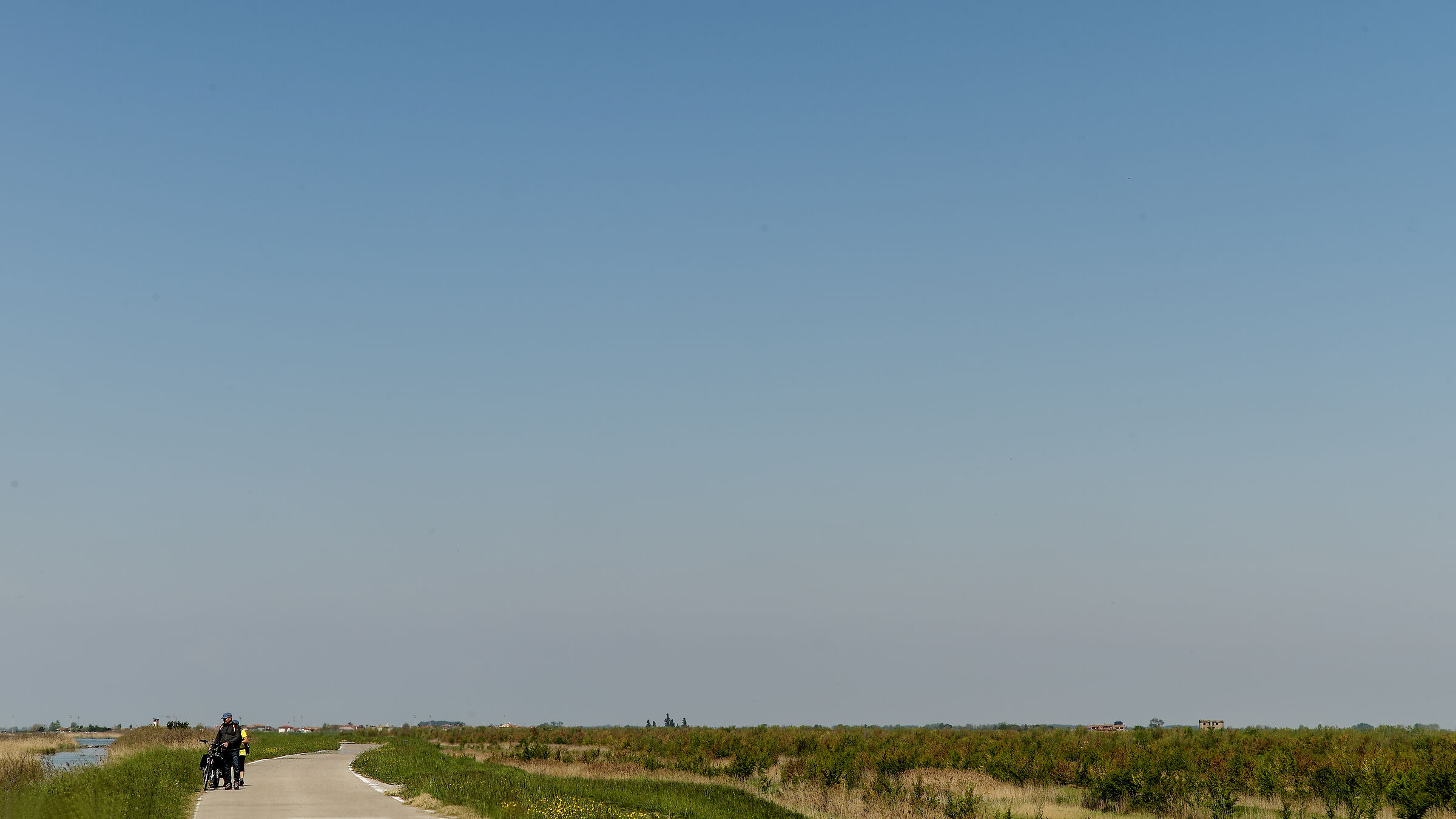 Cicloamatori sul Delta