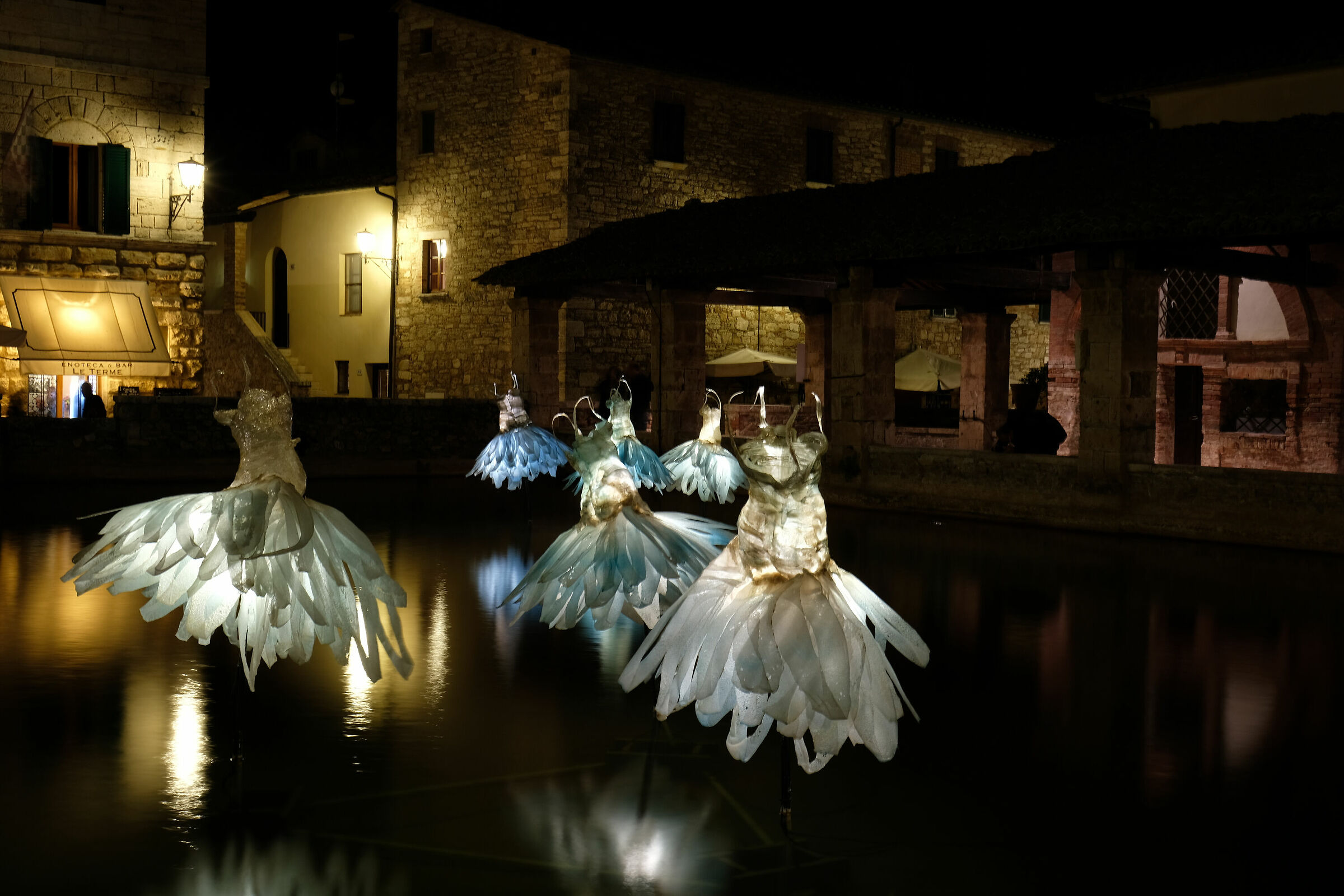 The dancers of Bagno Vignoni