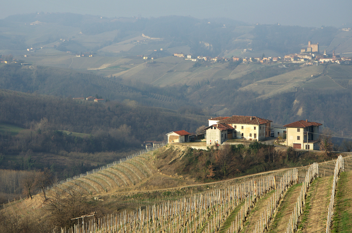 Langa, villages and farmhouses
