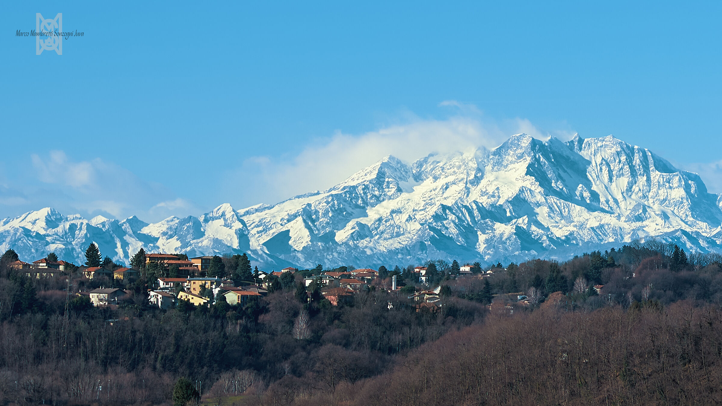 Il gigante e il paesino