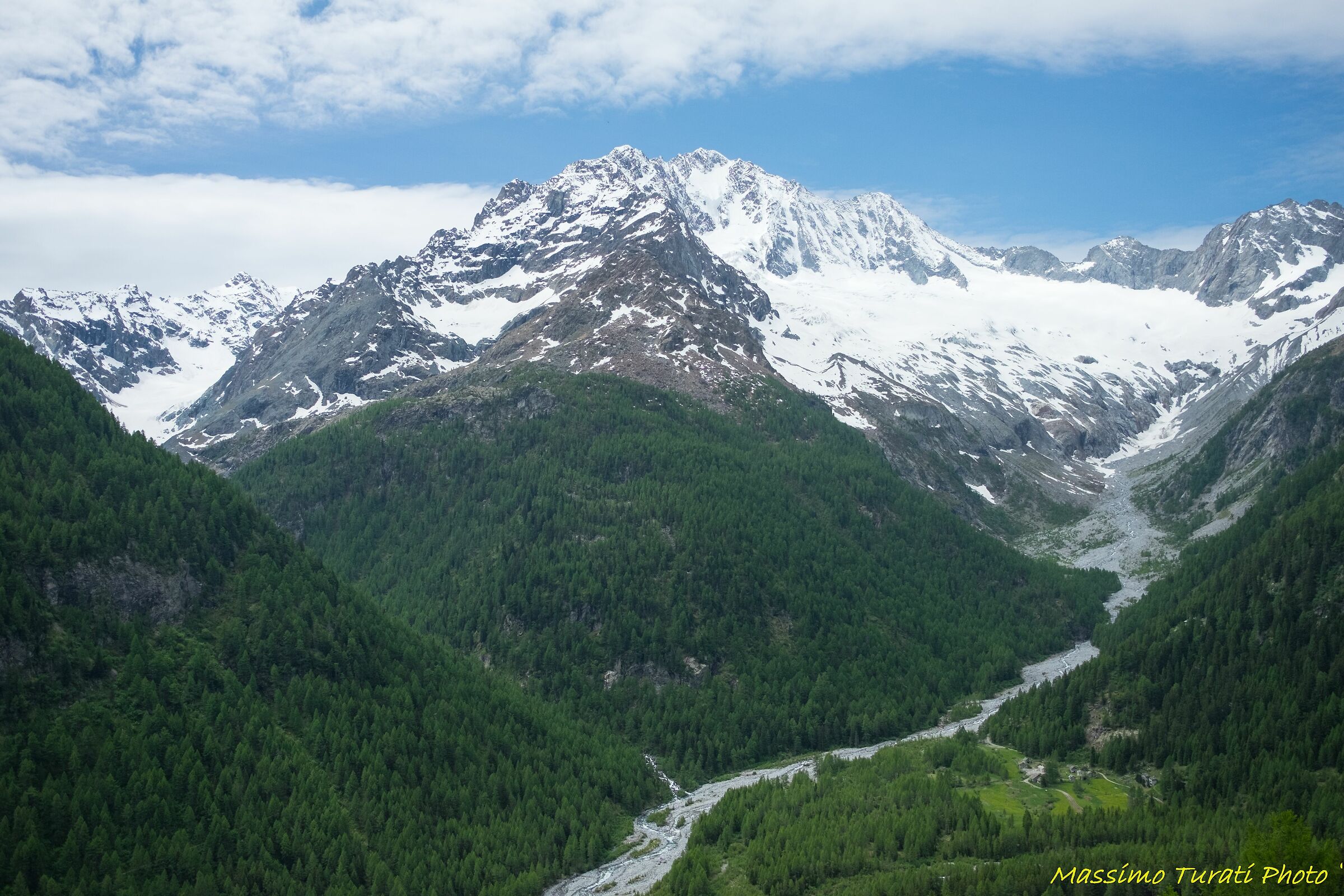 Il Monte Disgrazia visto dall' Alpe Oro