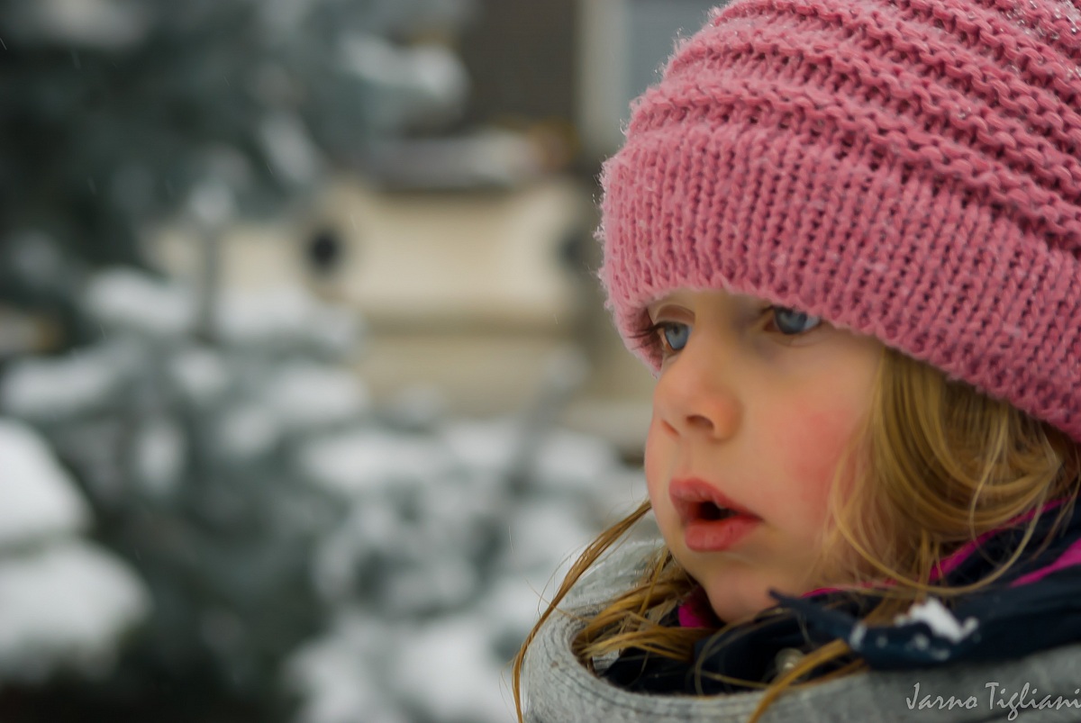 nicole in the snow 2