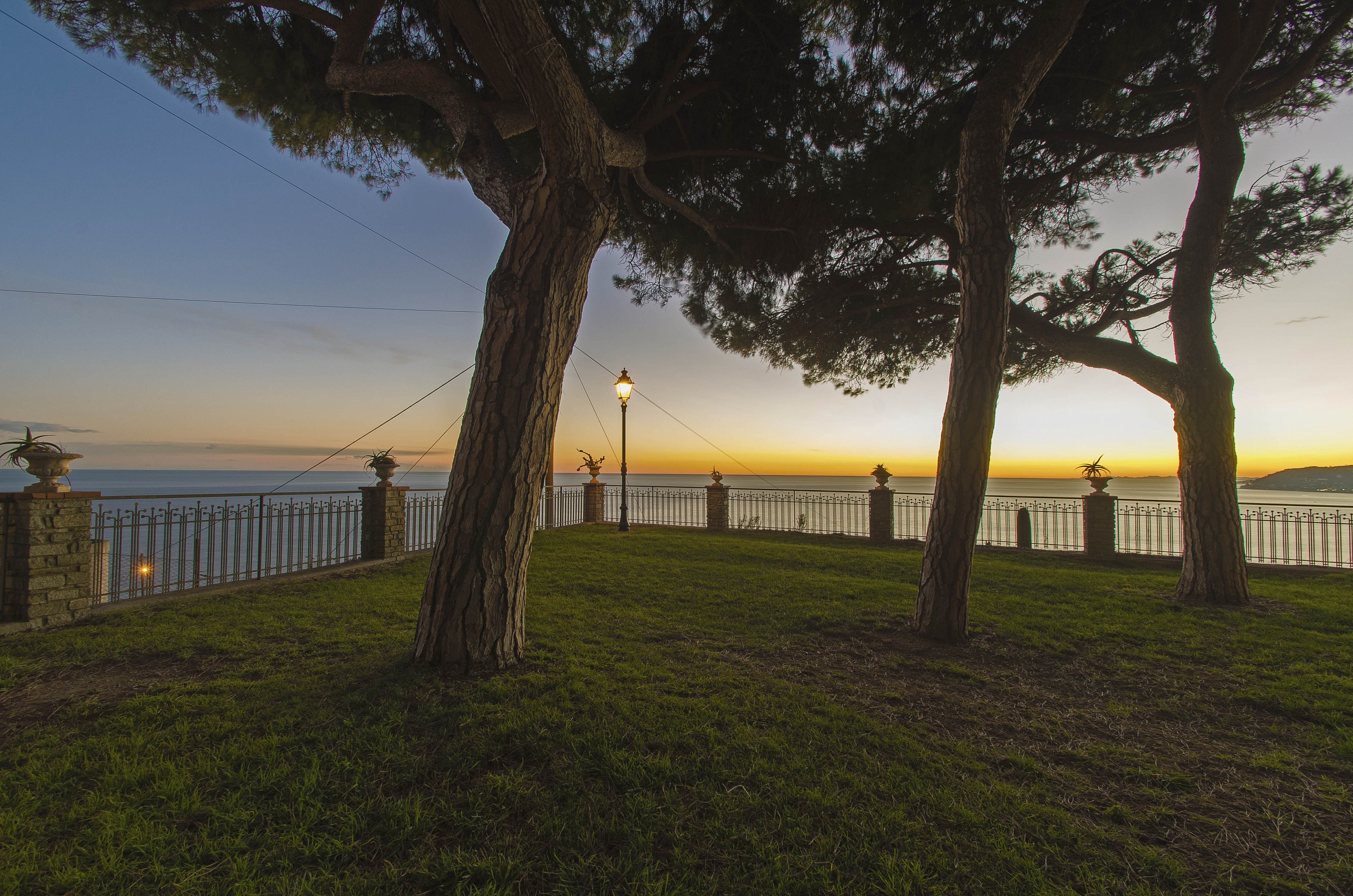 Geometrie al tramonto...