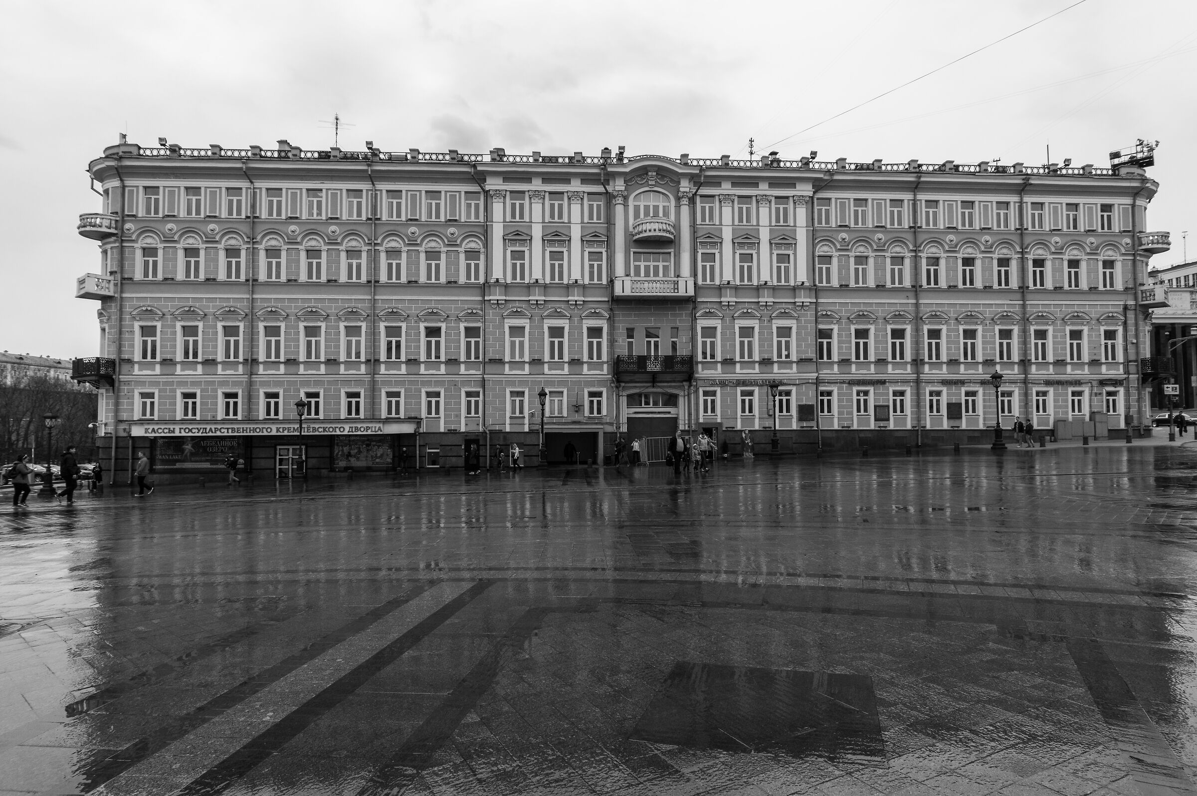 Strade sempre lavate, pulite e manutenute