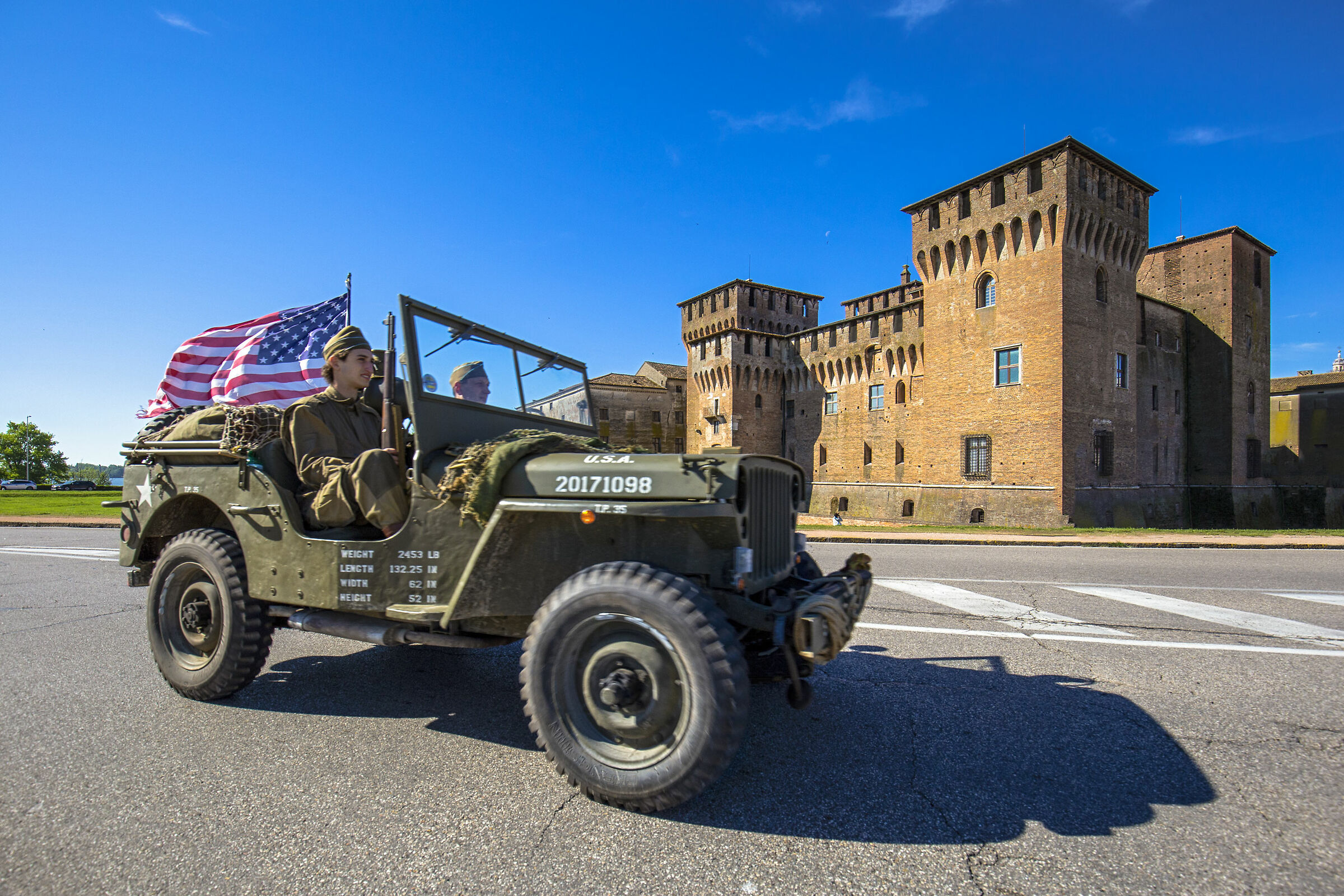 Parade Media WWII Mantova