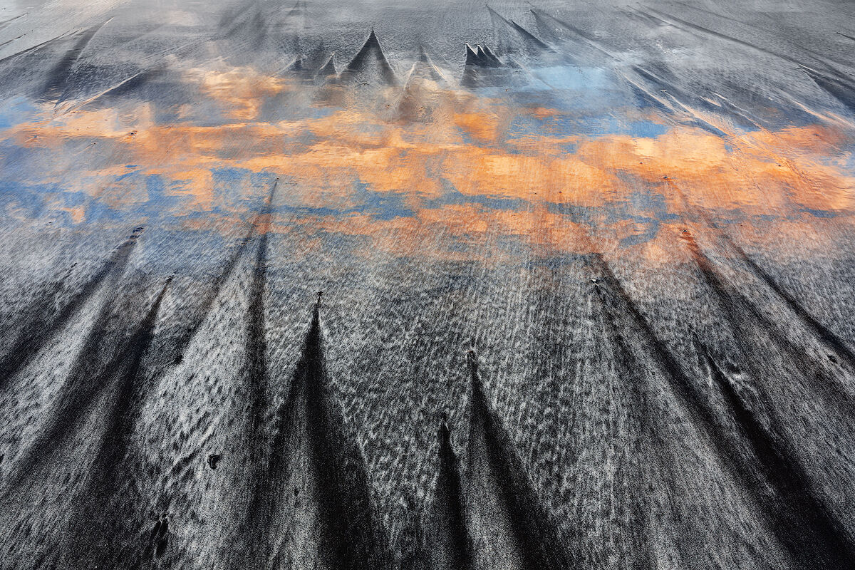 The Mountains-Art of Sea