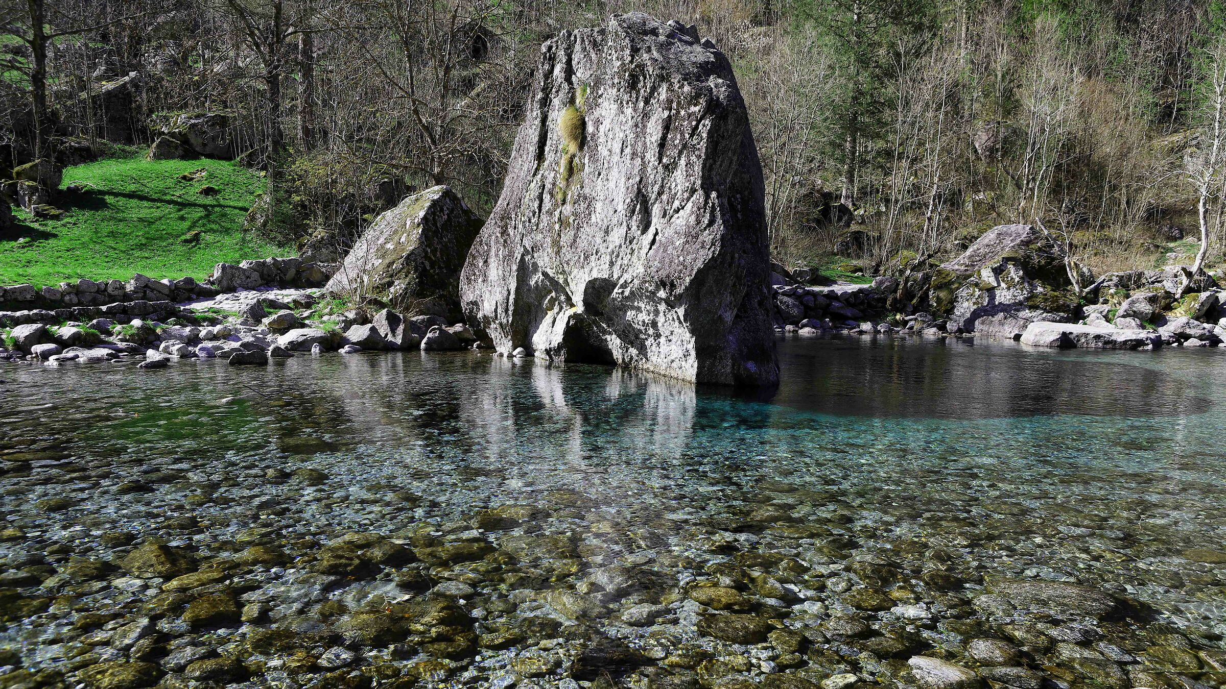 lago "il bidet della contessa"  in val di Mello