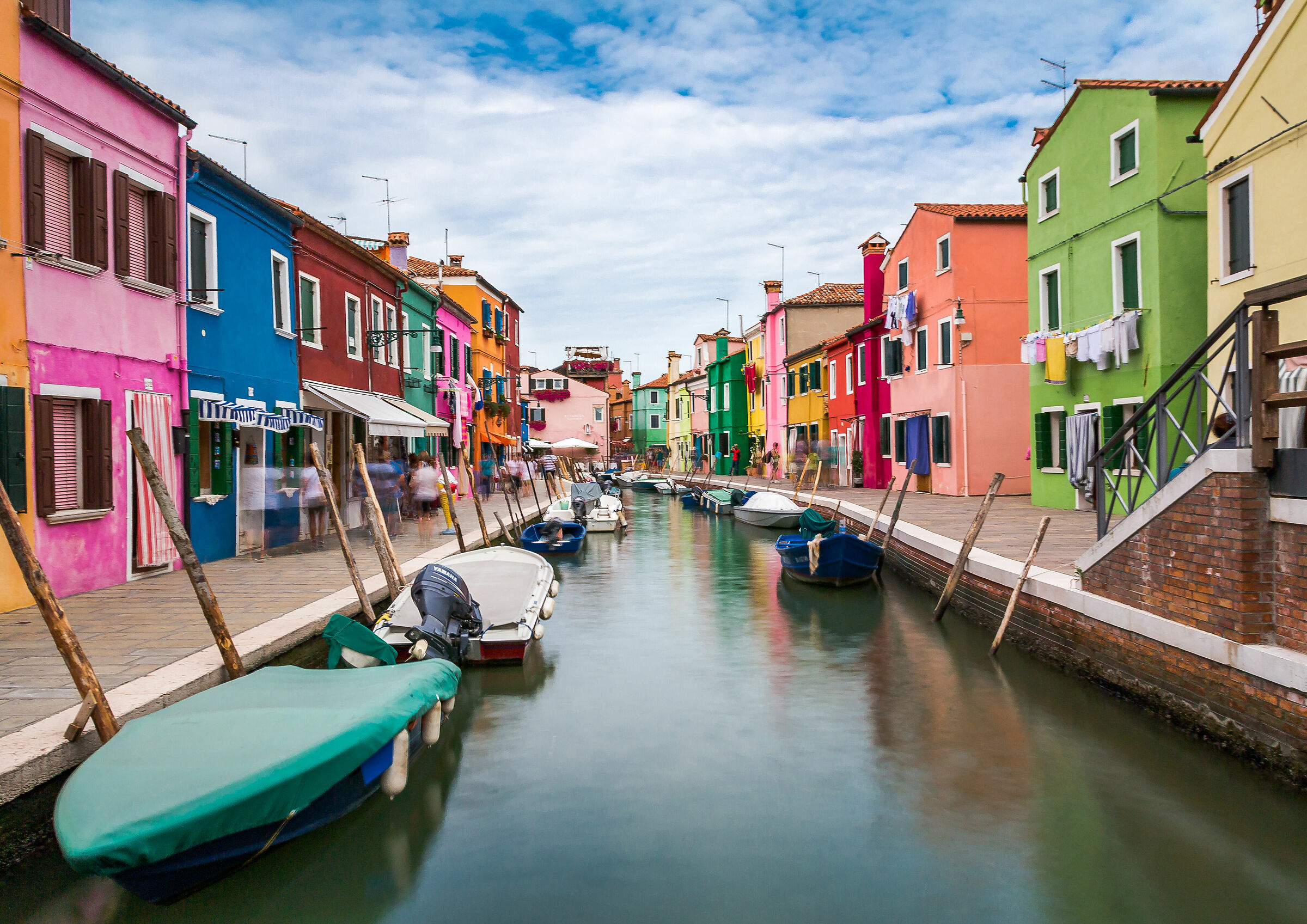 Murano, Apsc e lente economica