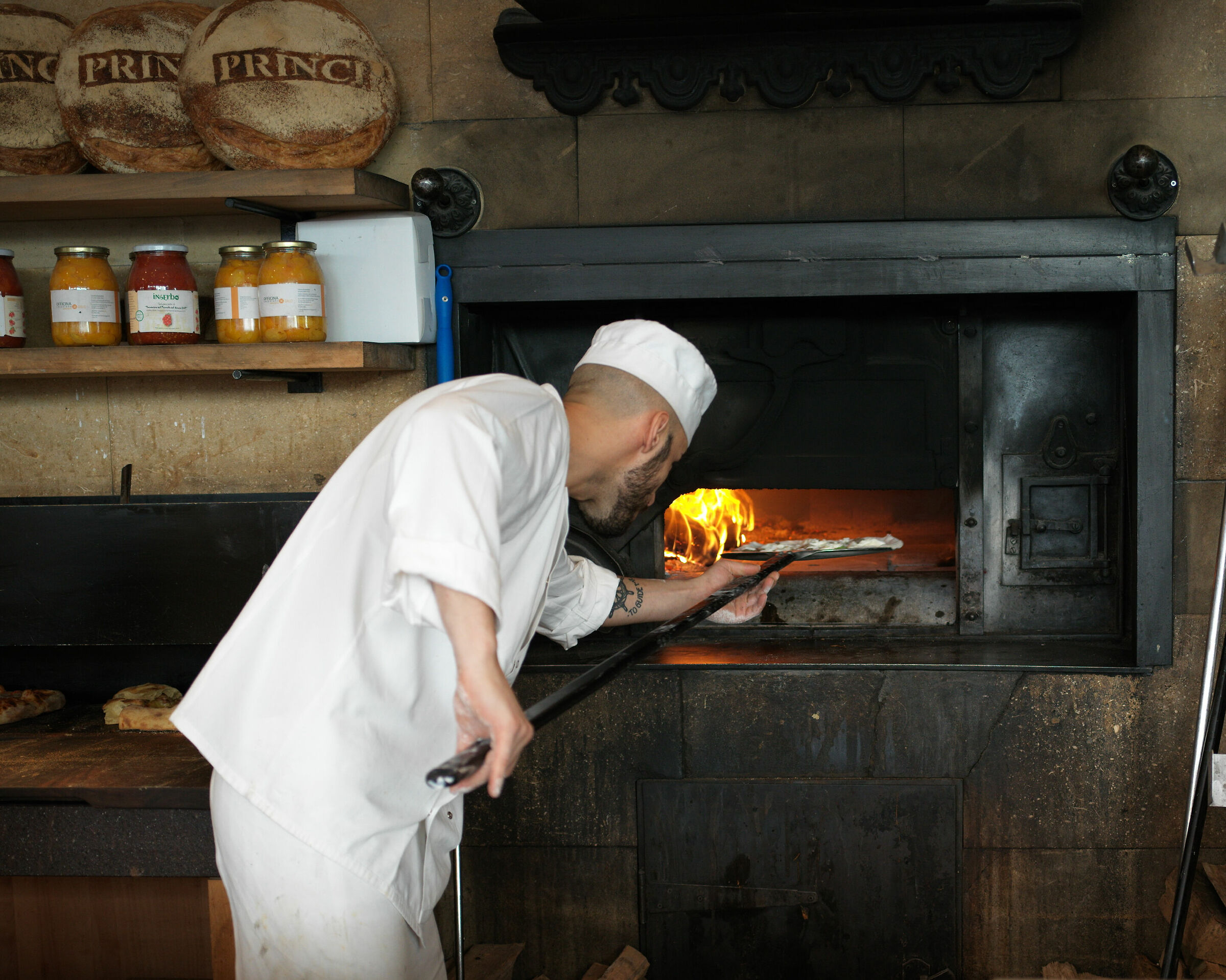 Pizza in cottura