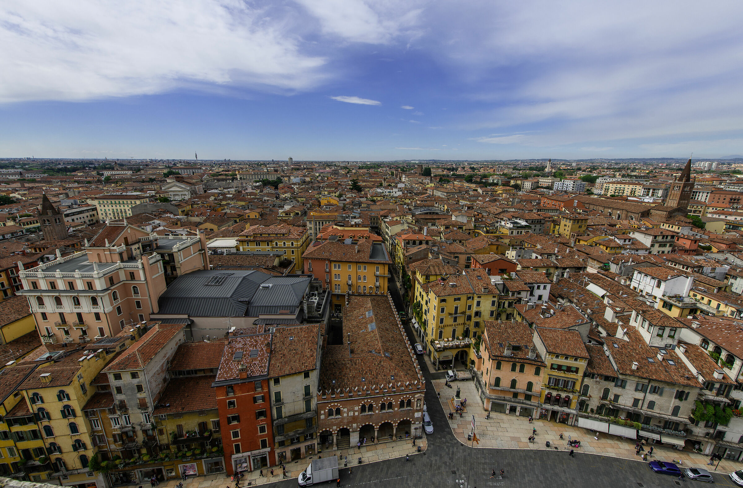 Verona from the high Torre dei Lamberti