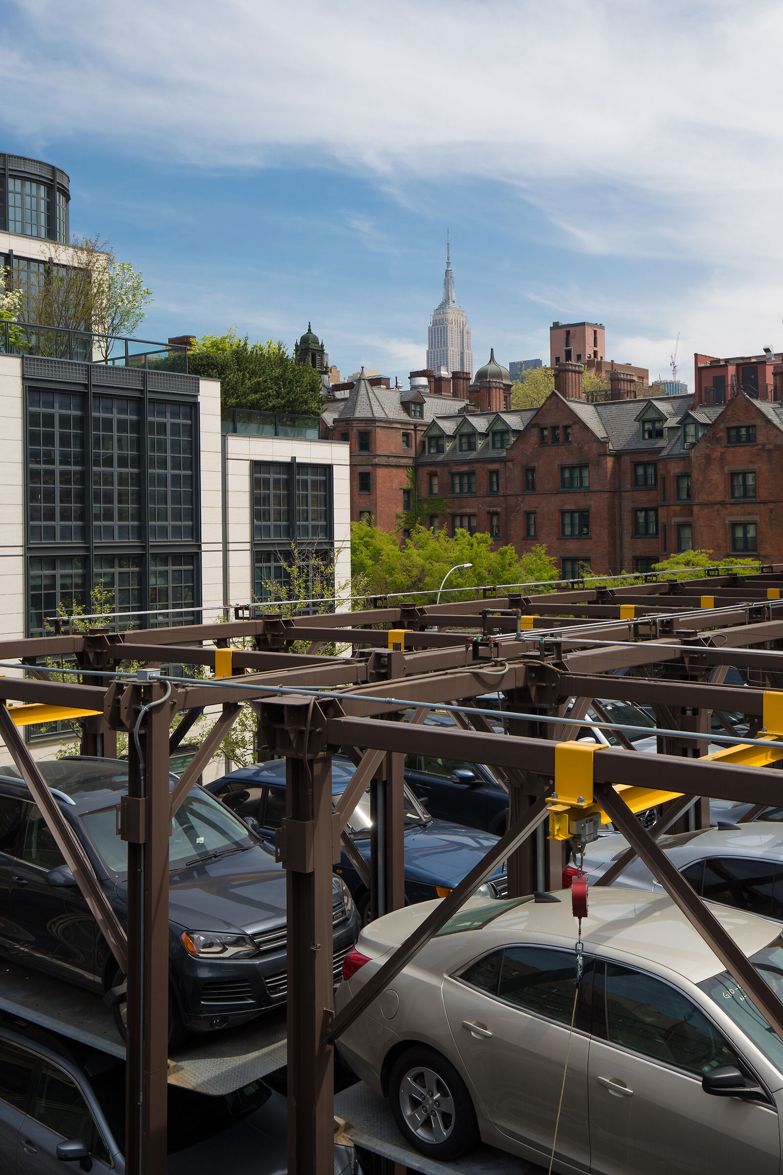 .. Park The Empire is near