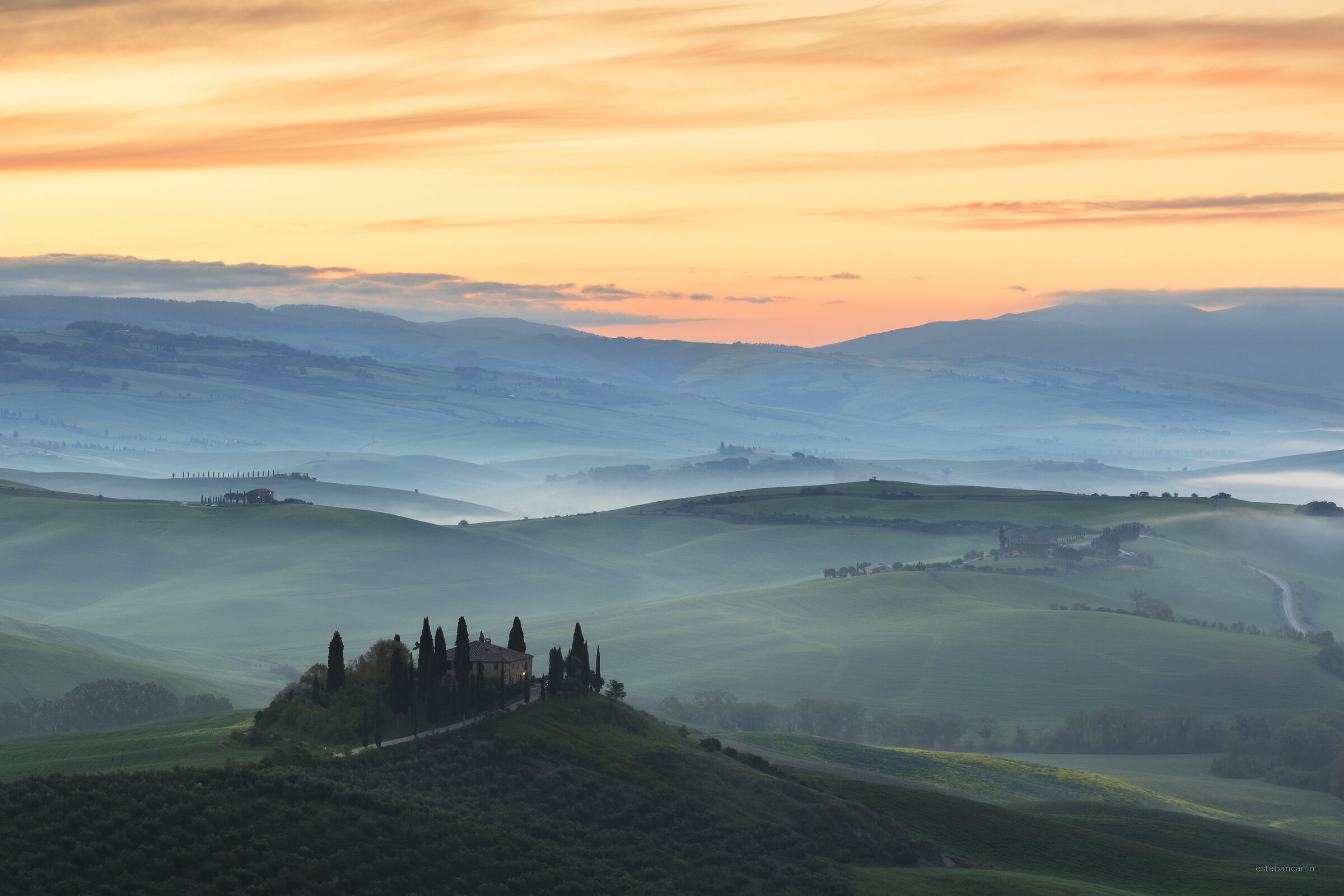 The sunrise in Val d'orcia