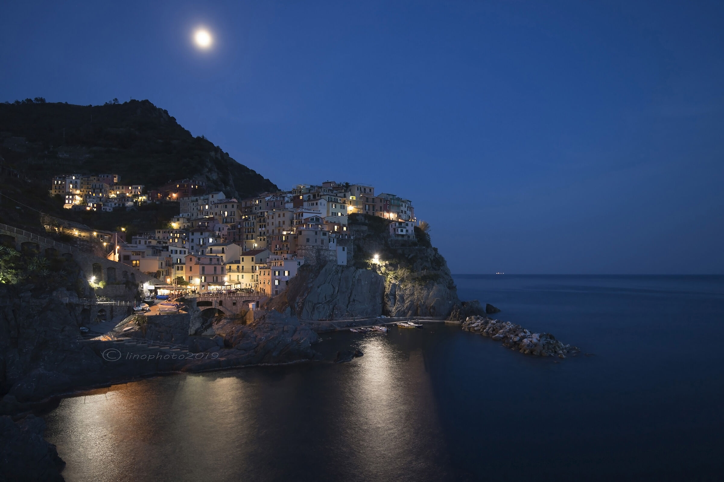 Manarola by-night