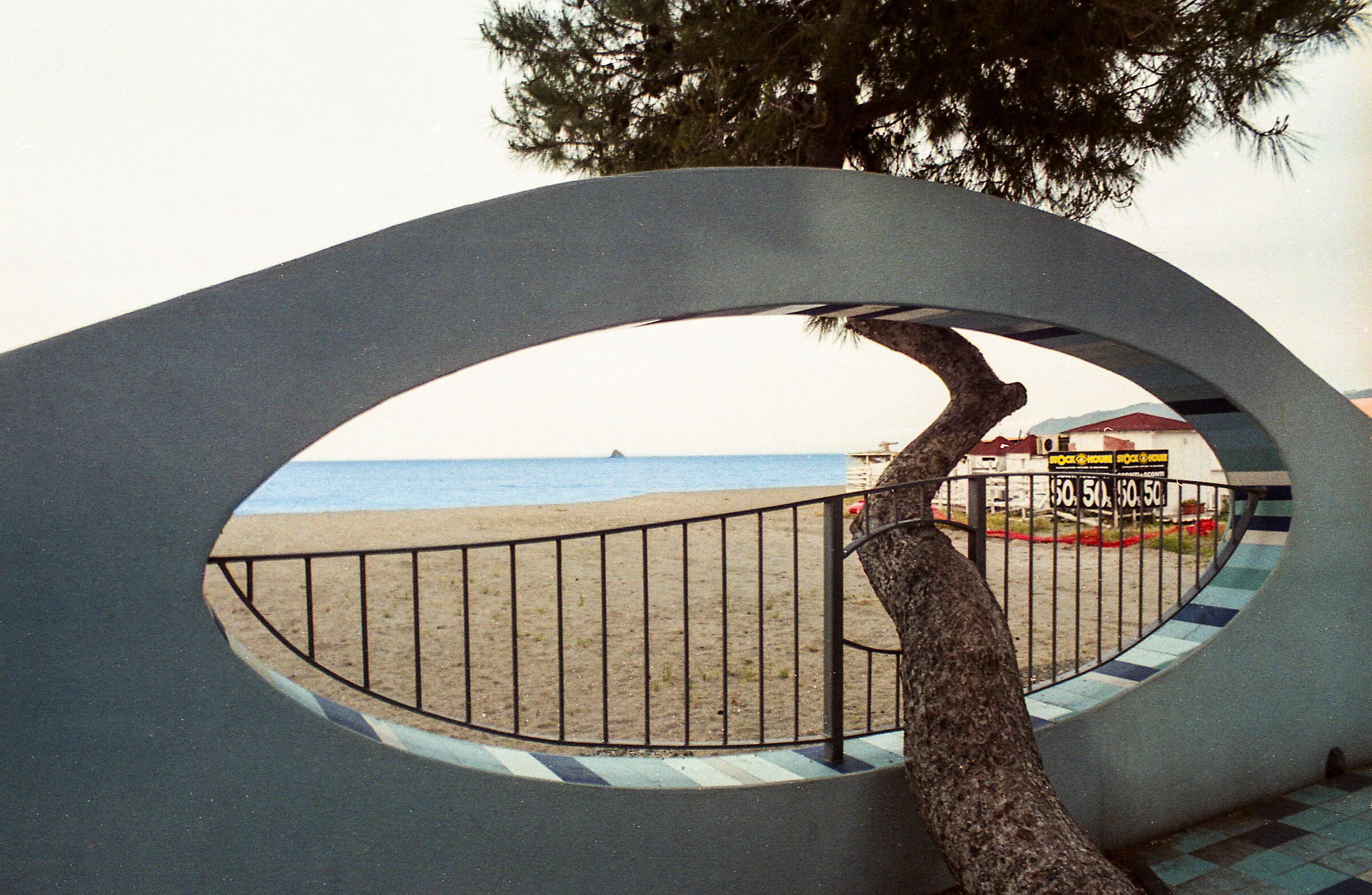 Un occhio sull'orizzonte