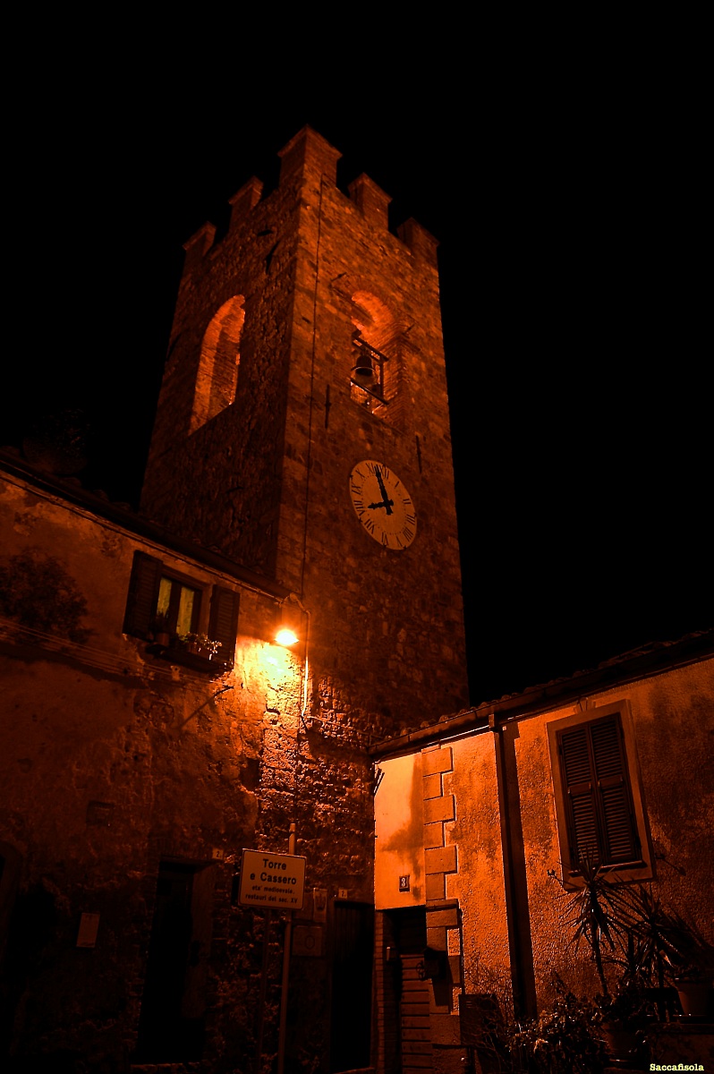 Montepescali - Tower and formwork