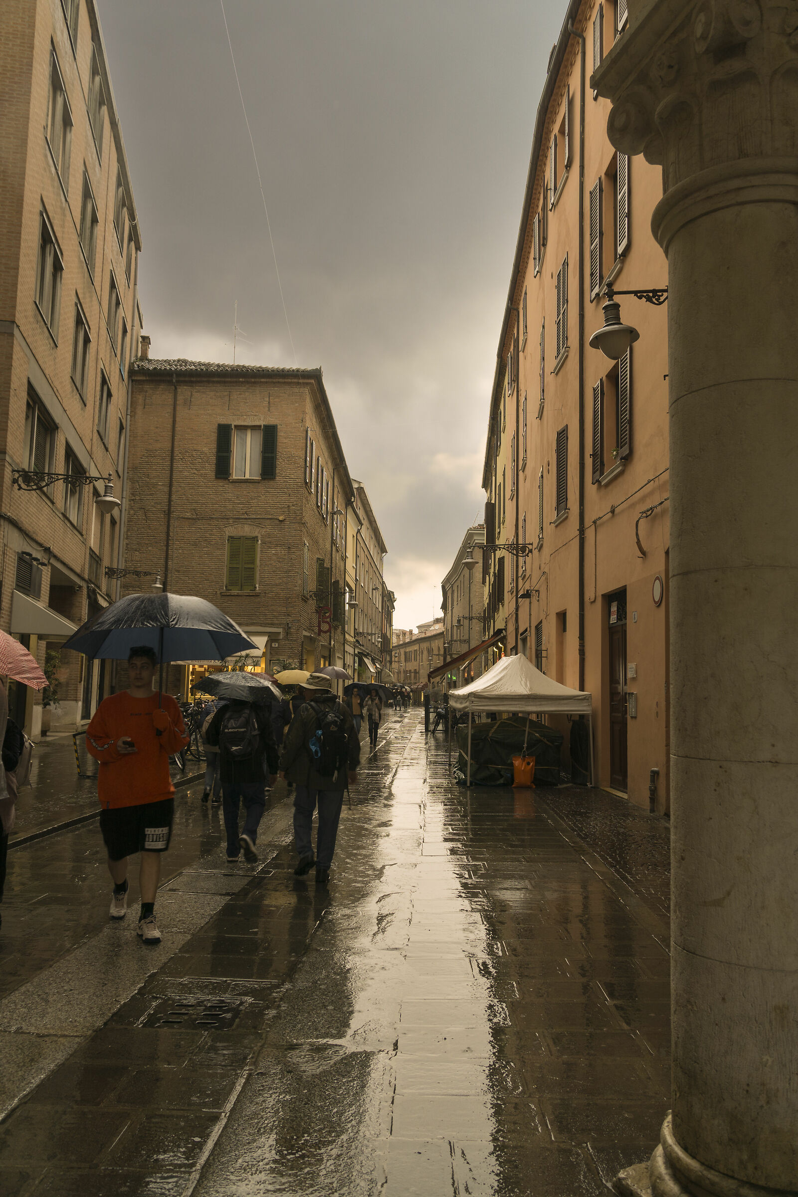 It rains in Ferrara