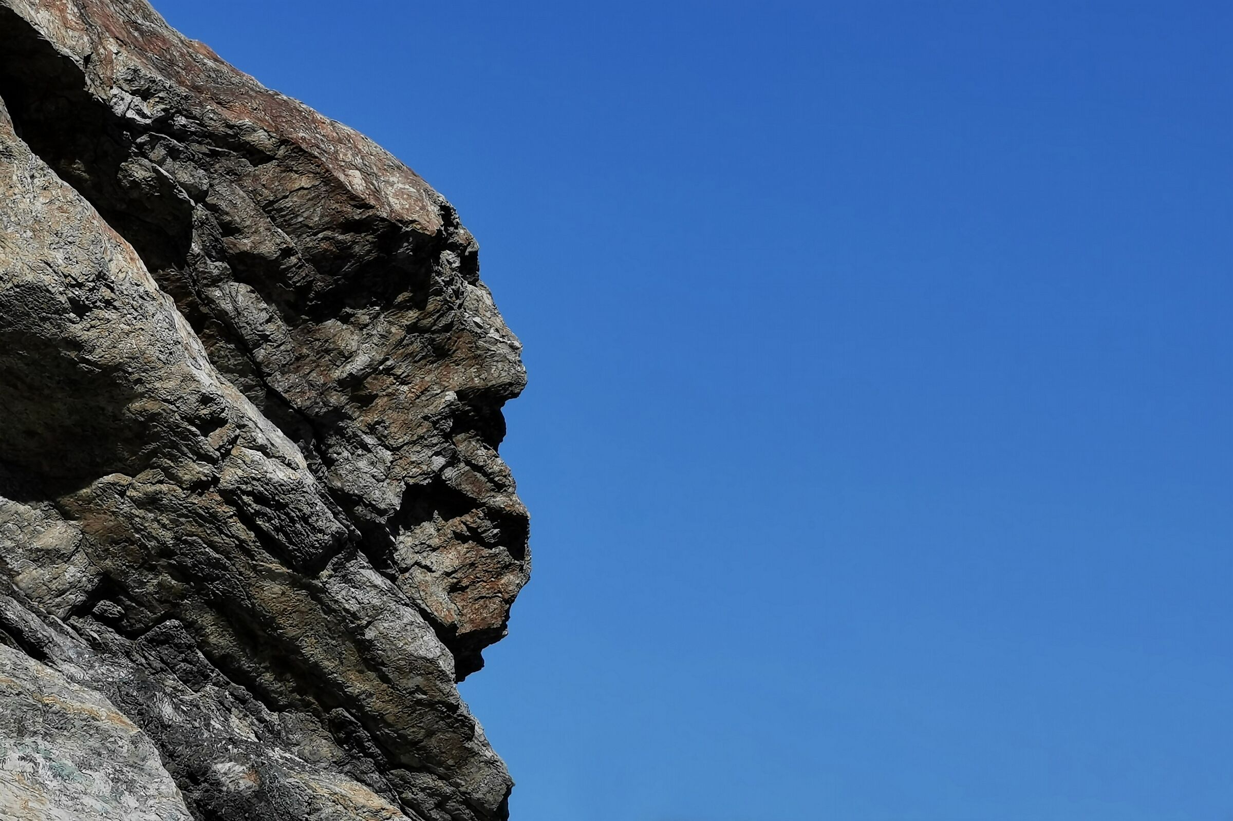 Profiles... Someone there osserva_2