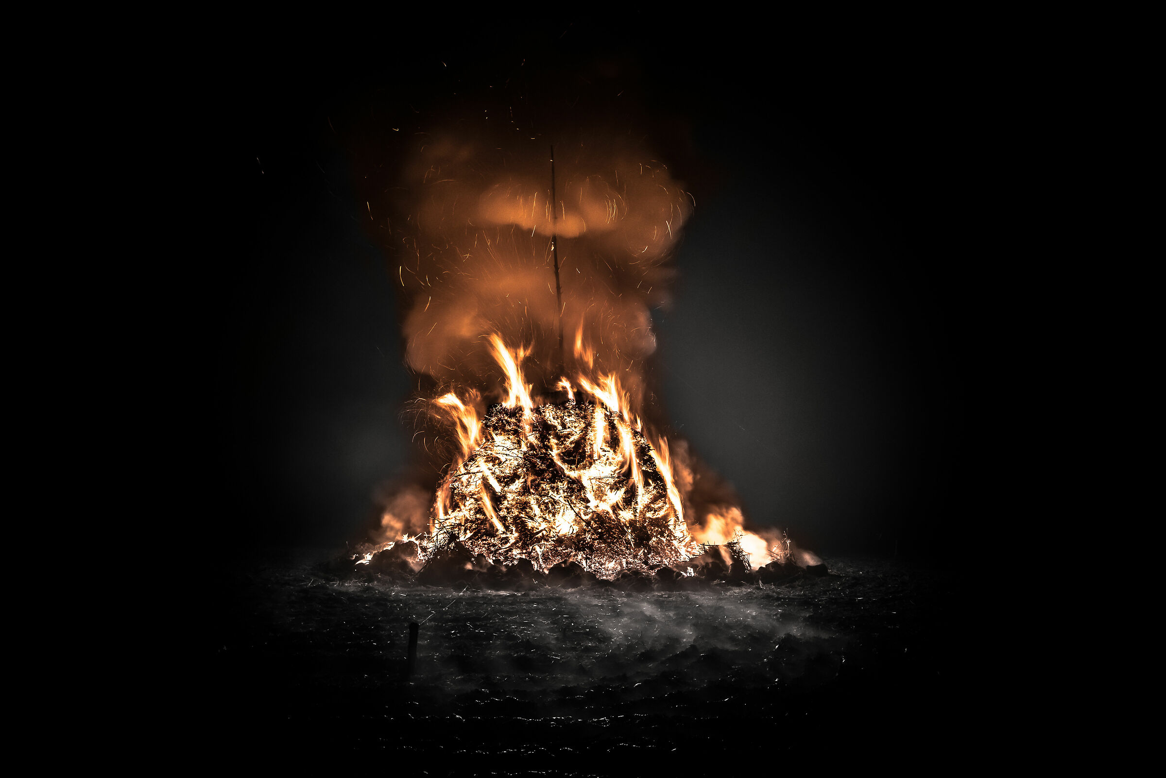 Set fire to the land