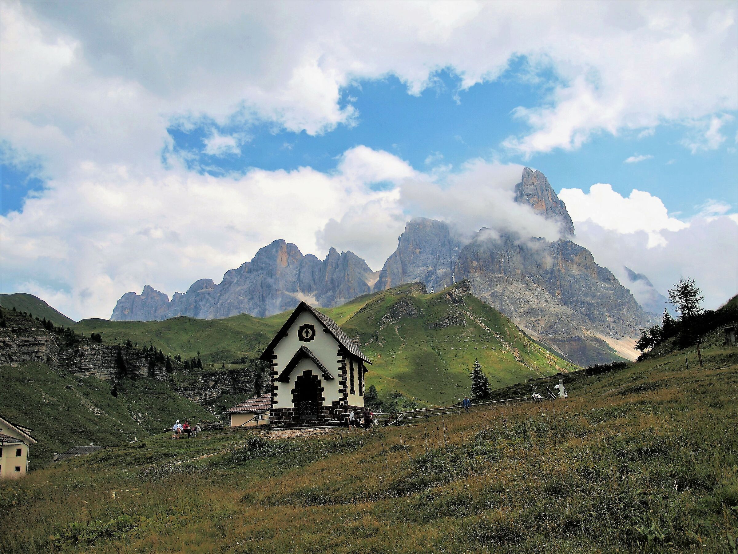 Passo rolle col Cimon de la pala