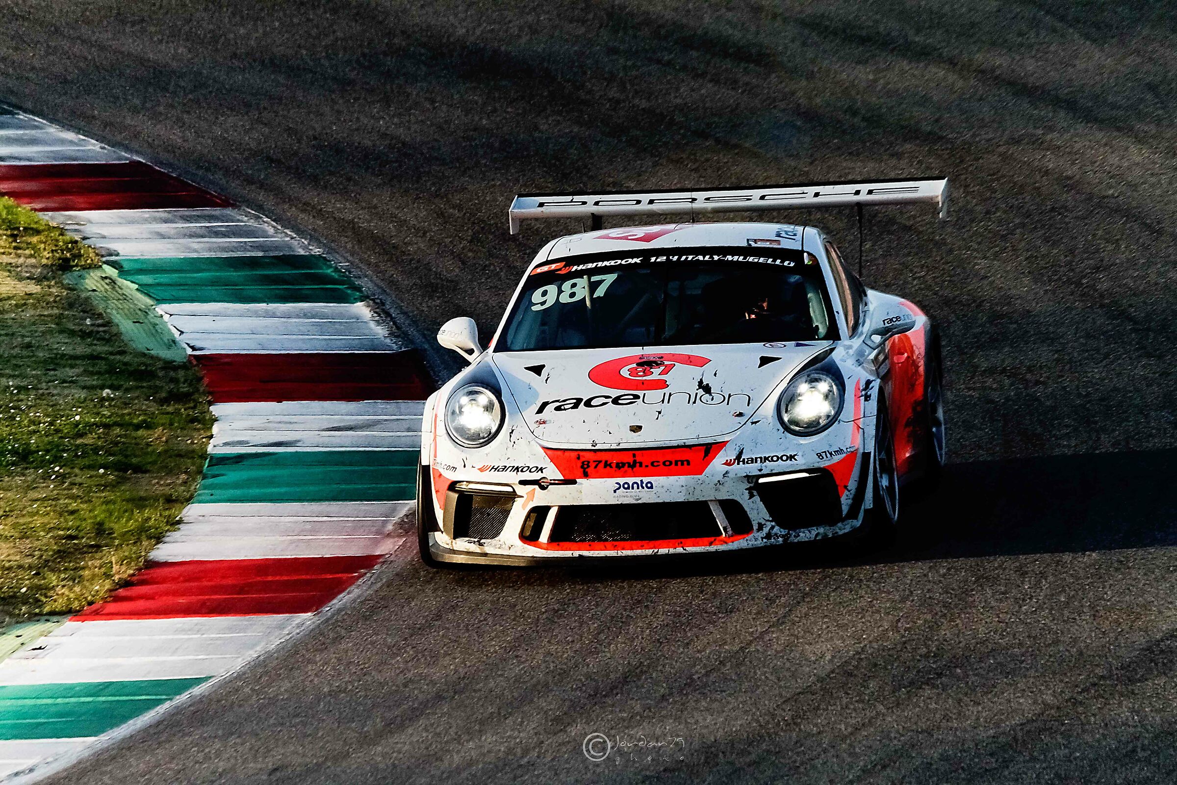 Porsche cornering...
