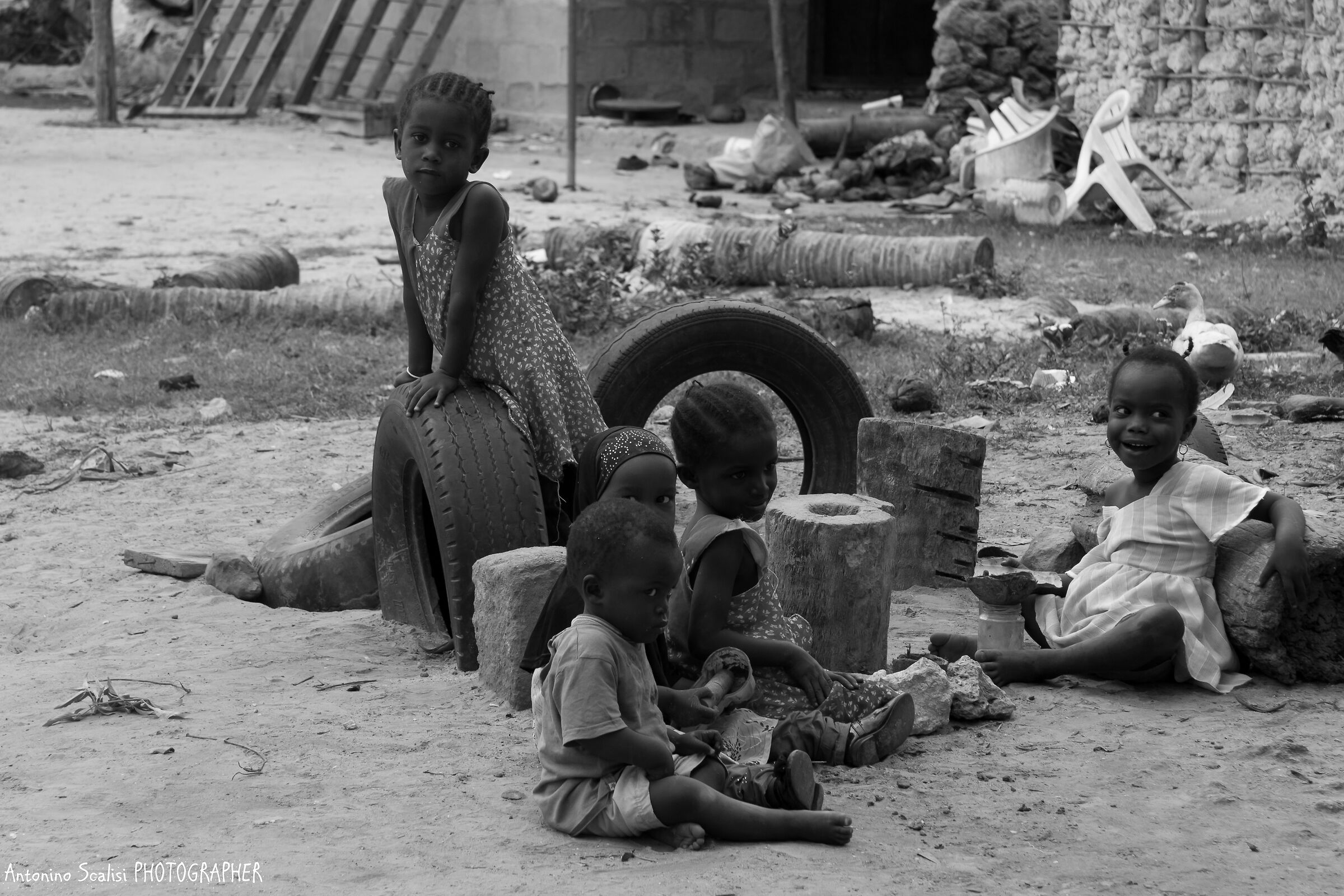 Zanzibar - un gruppo di piccoli amici