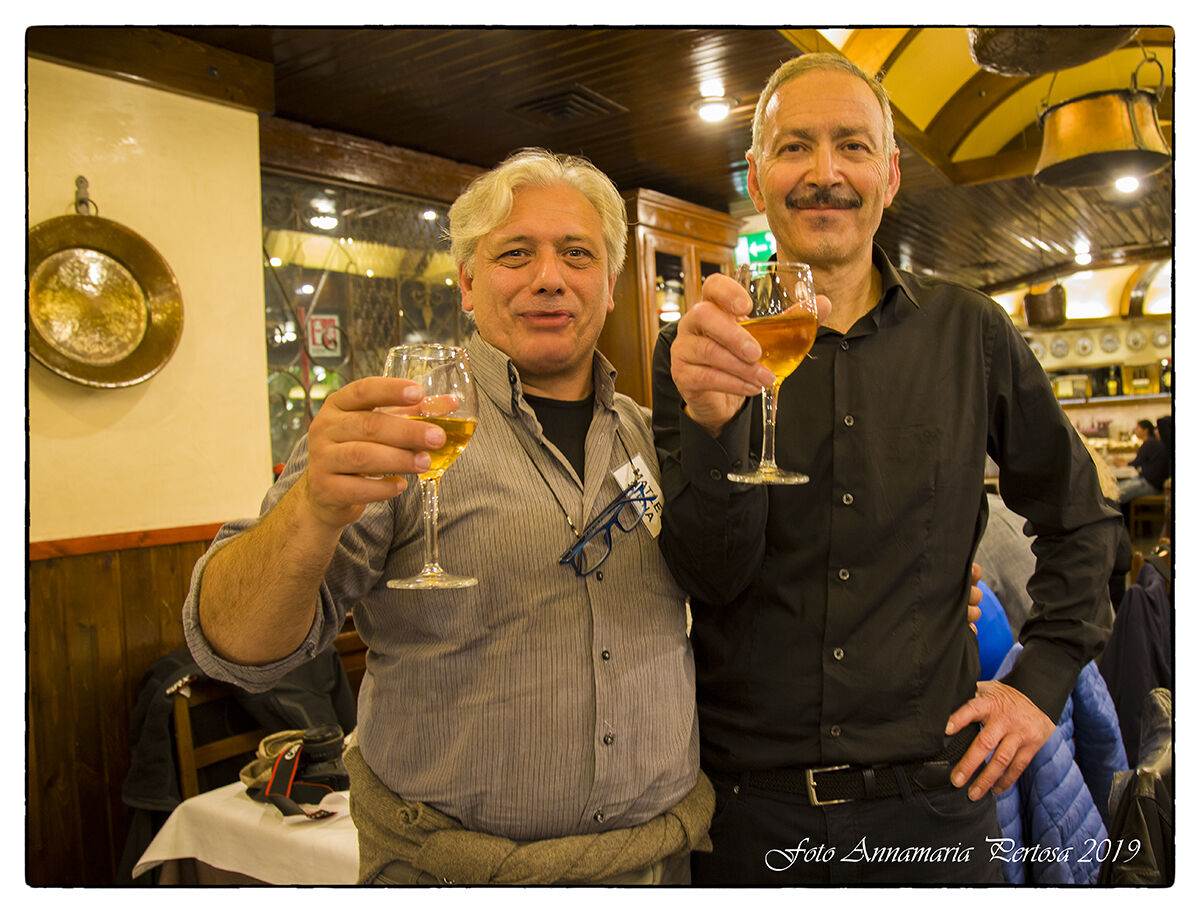 Un brindisi agli "assenti"...