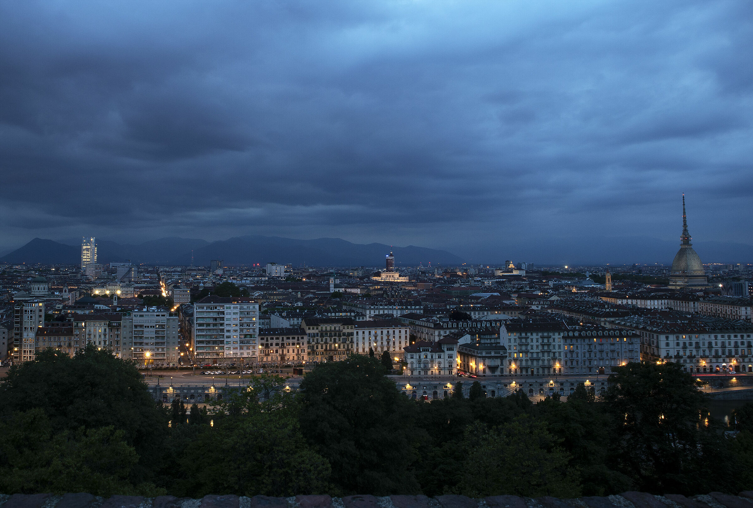 La mia Torino, all'ora blu...