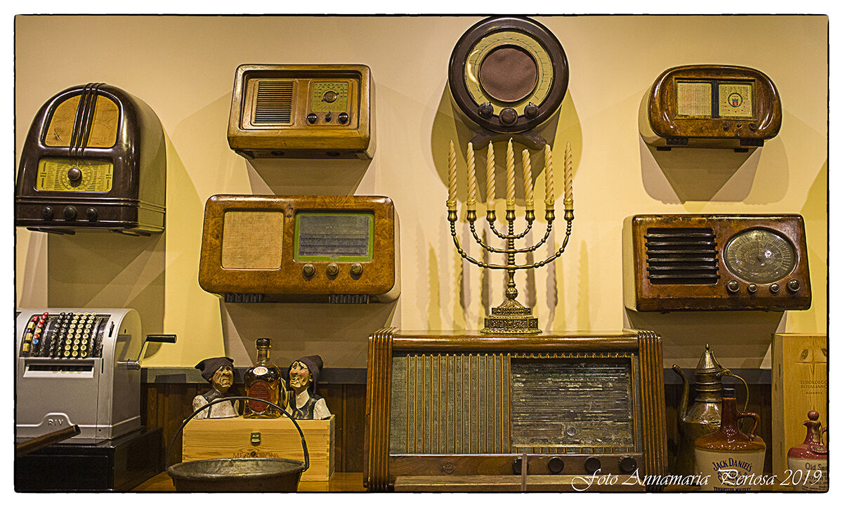 The vintage radios of the old Padua